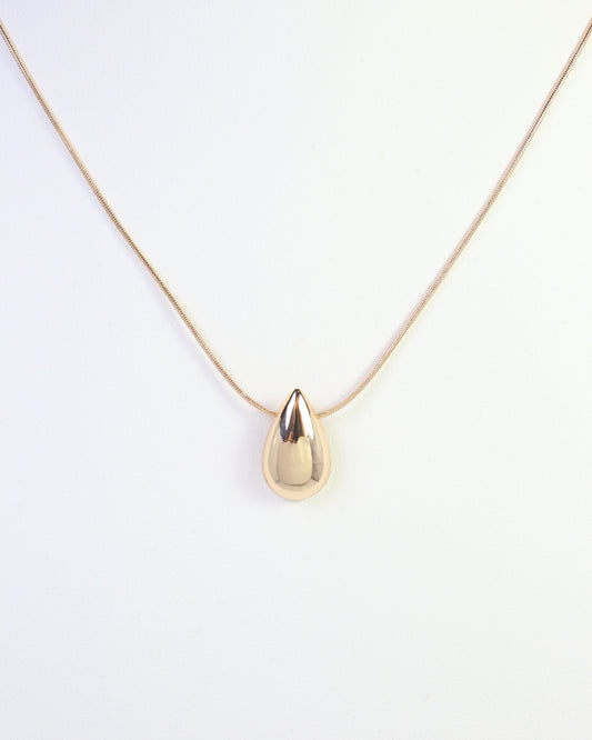 Celine Teardrop Pendant Necklace Gold