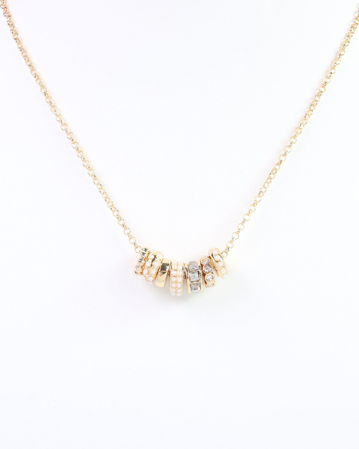 Arabella Circle Charm Necklace Pearl