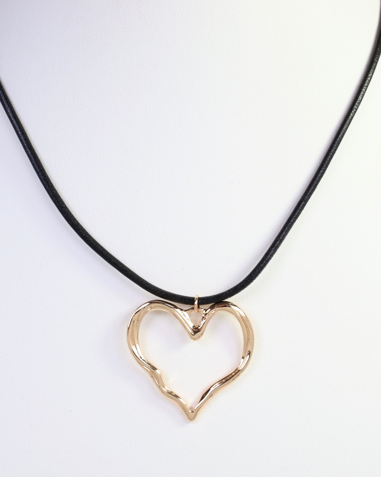 Seymour Heart Cord Necklace Gold