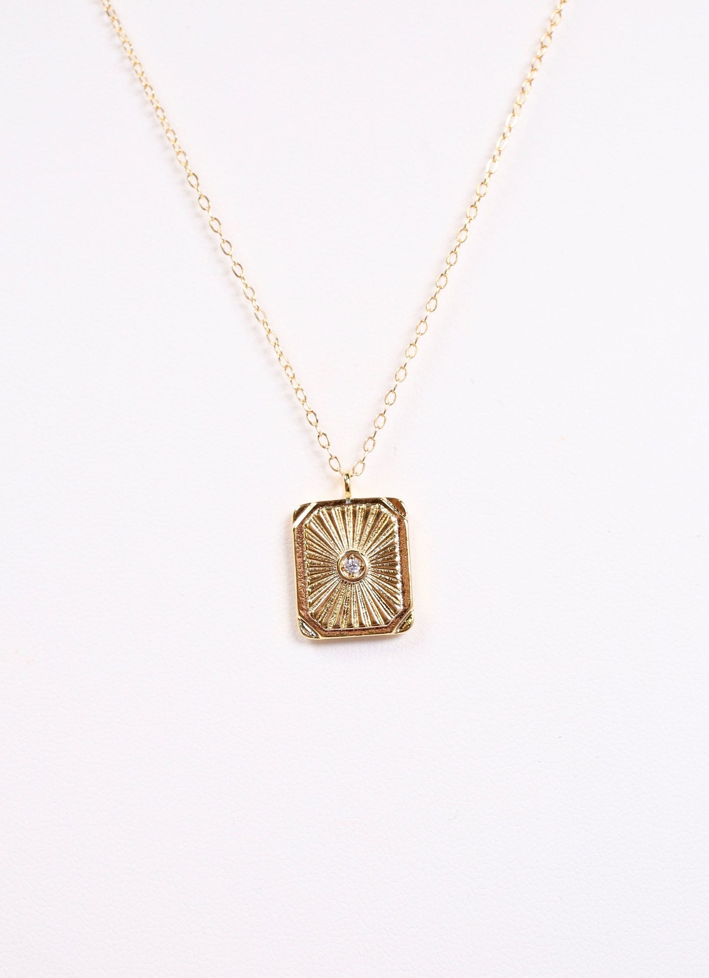 Cillian Plate Necklace Gold