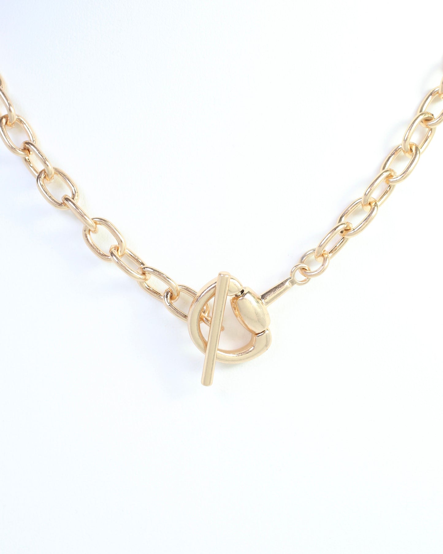 Dina Horsebit Toggle Link Necklace Worn Gold