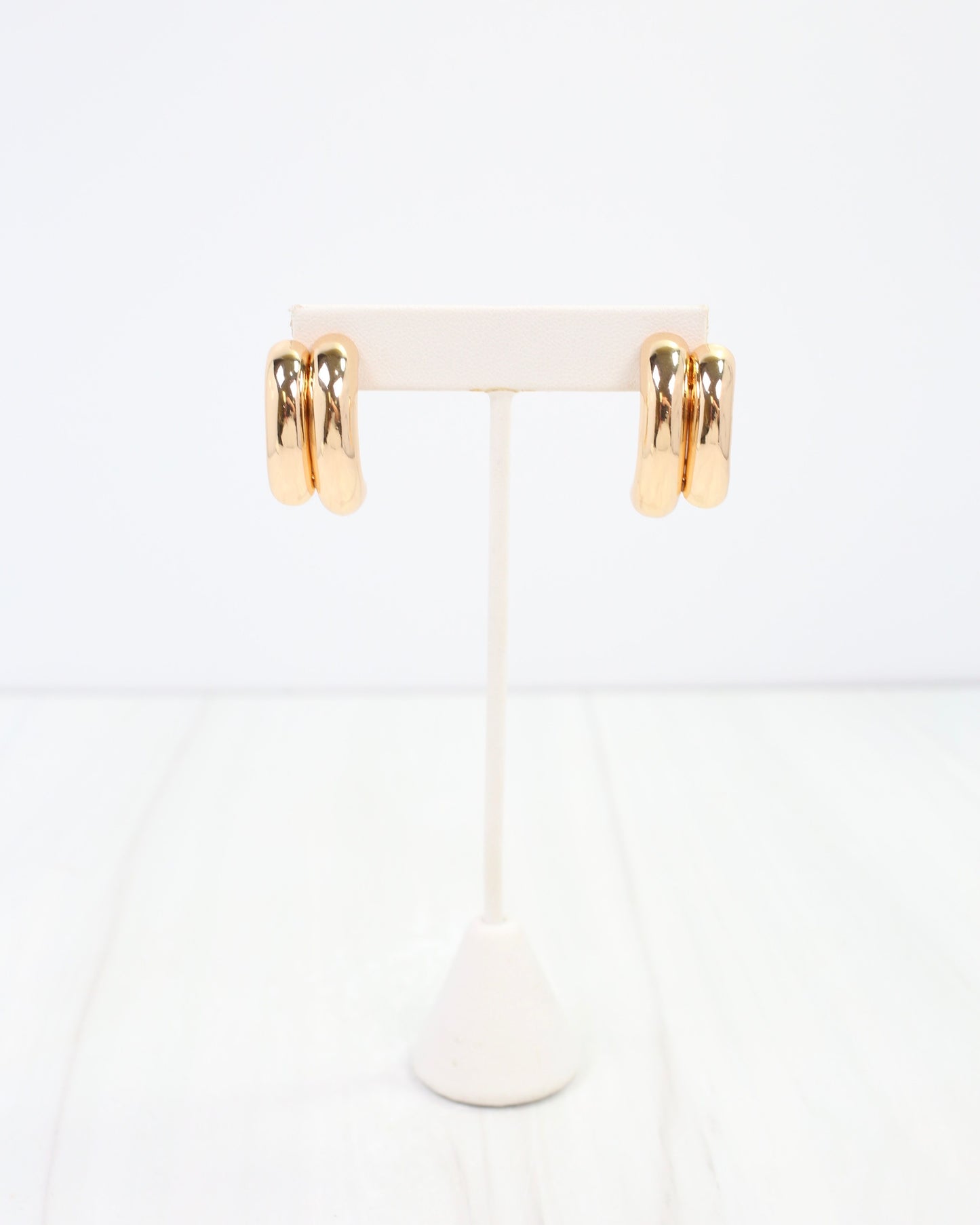 Barbourville Double Hoop Earring Gold