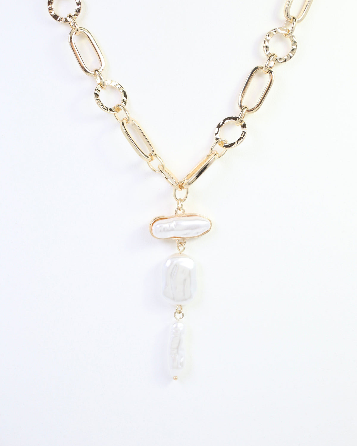 Avery Pearl Drop Necklace Gold