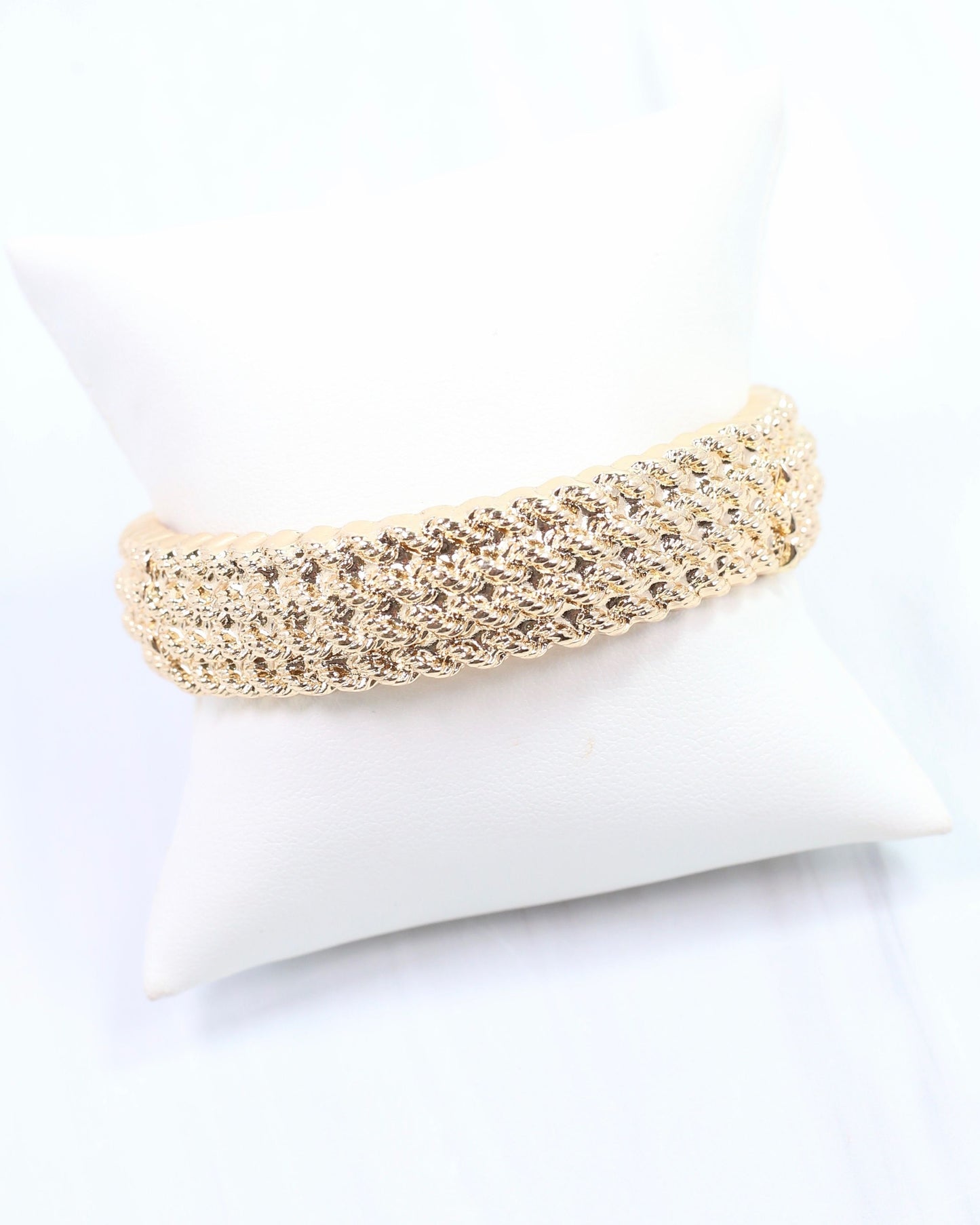 Breckenridge Textured Stretch Bracelet Gold