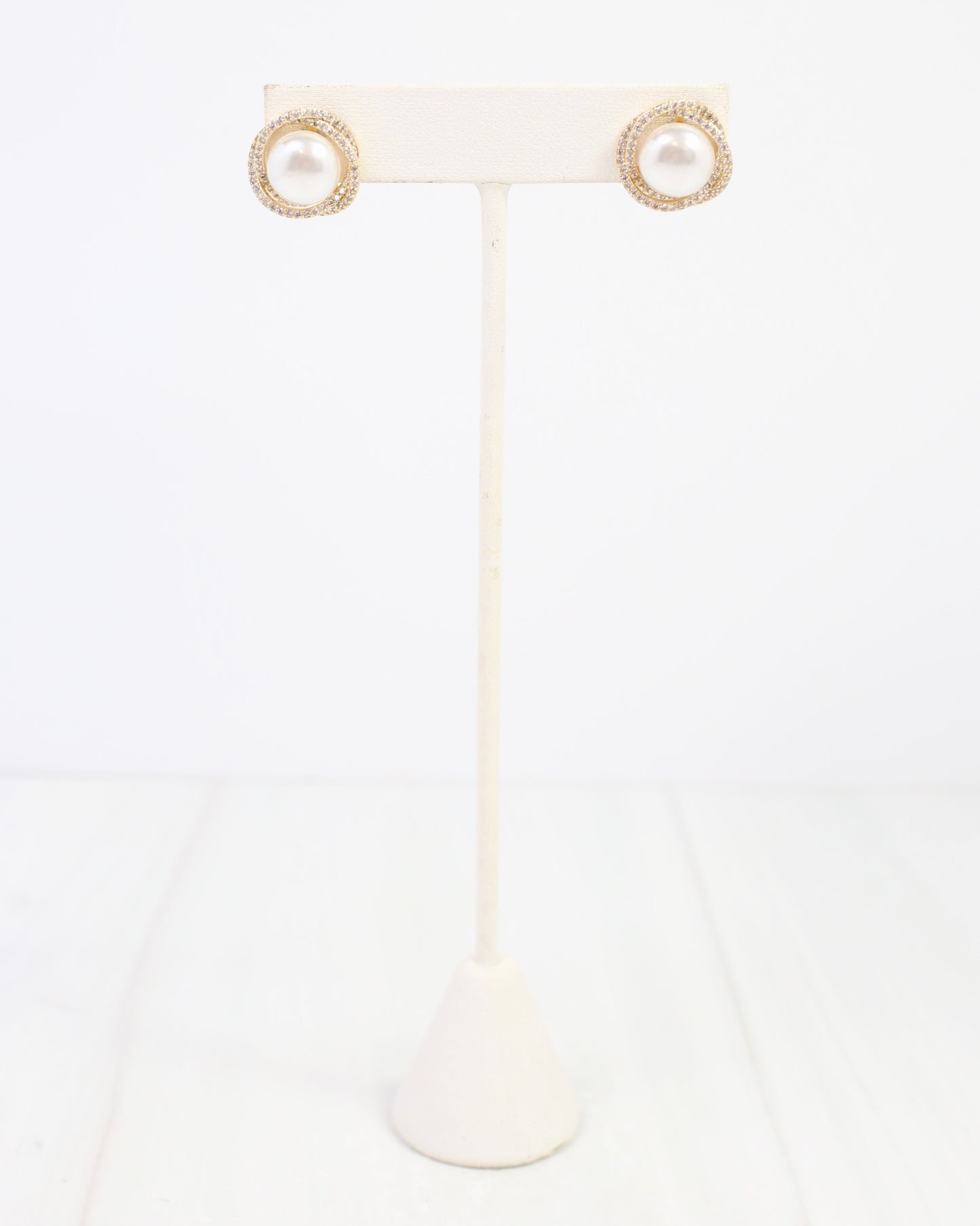 Pendleton Pearl and Crystal Stud Gold