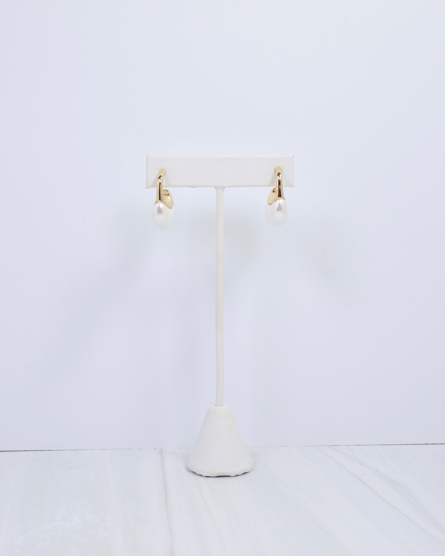 Colac Embellished Hoop Earring Pearl