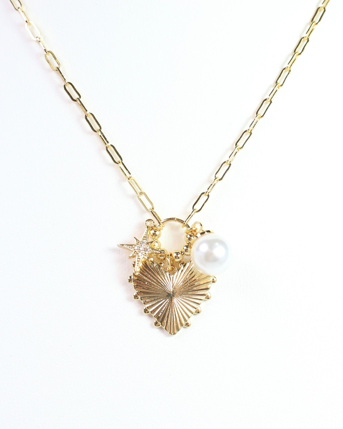 Sangrail Heart Charm Necklace Gold