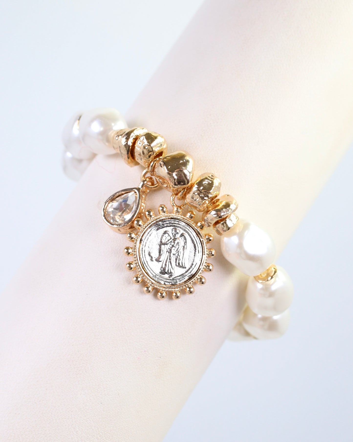 Bonnie Coin Charm Pearl Stretch Bracelet Cream