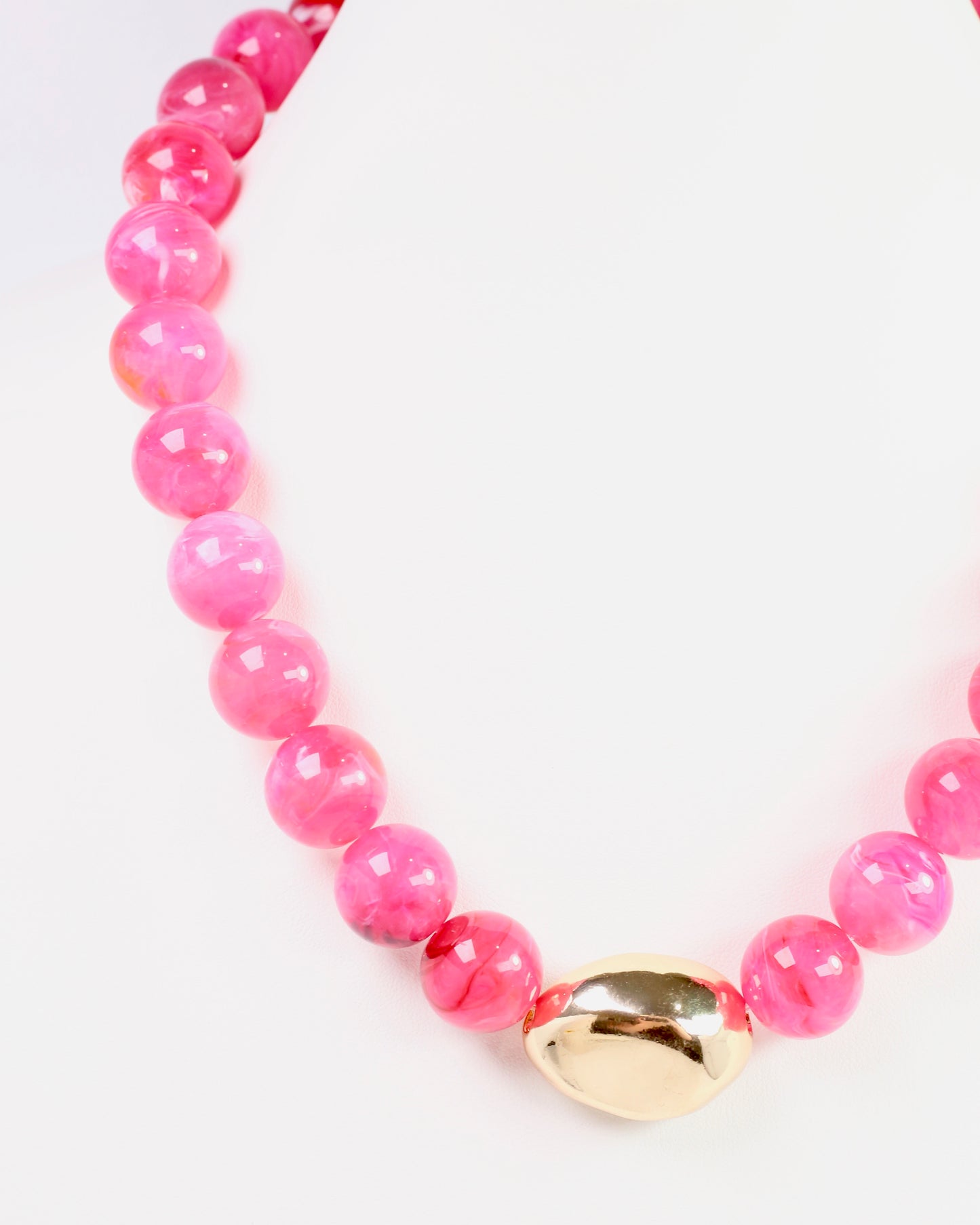 Brooklyn Bold Stone Necklace Fuchsia