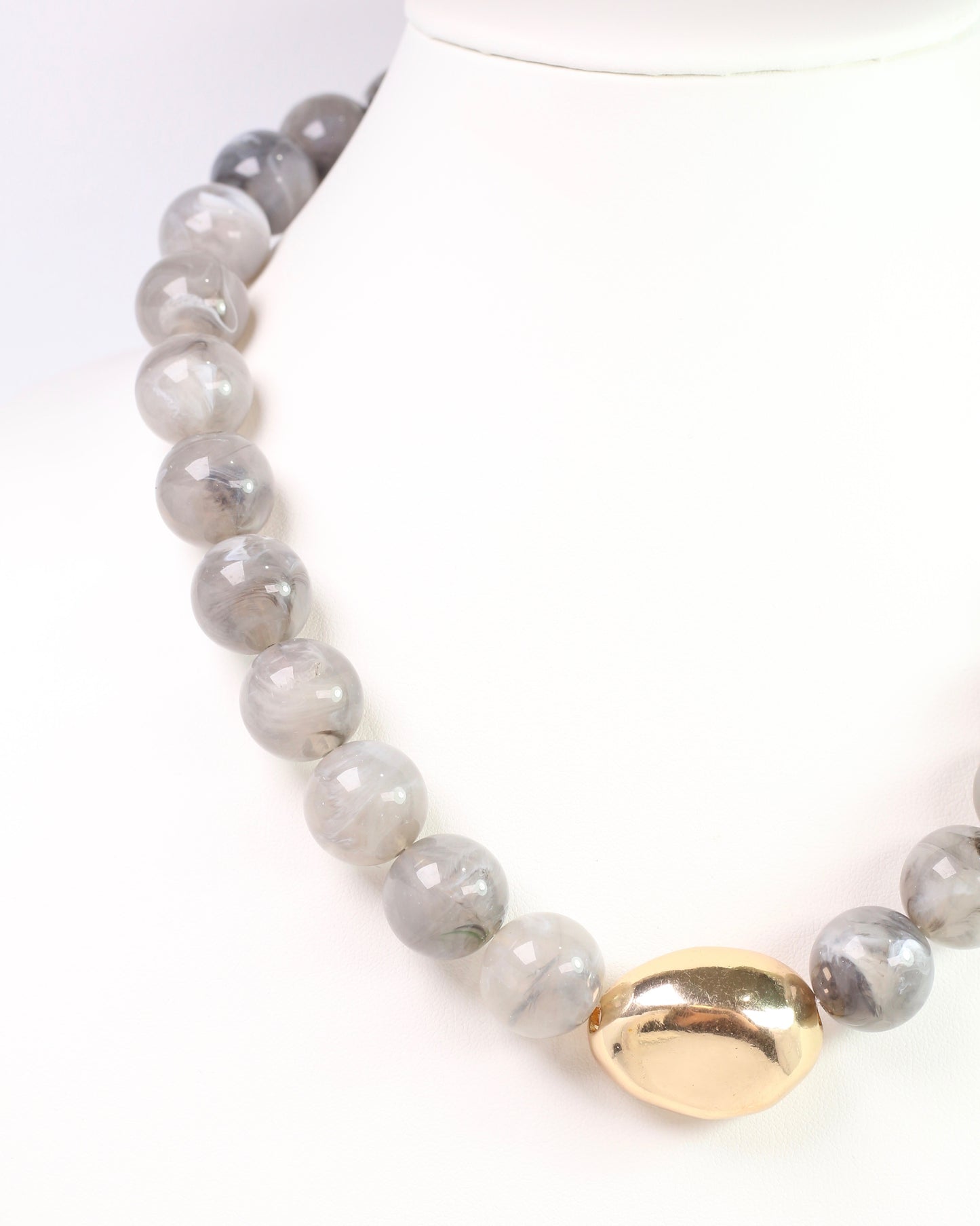 Brooklyn Bold Stone Necklace Gray