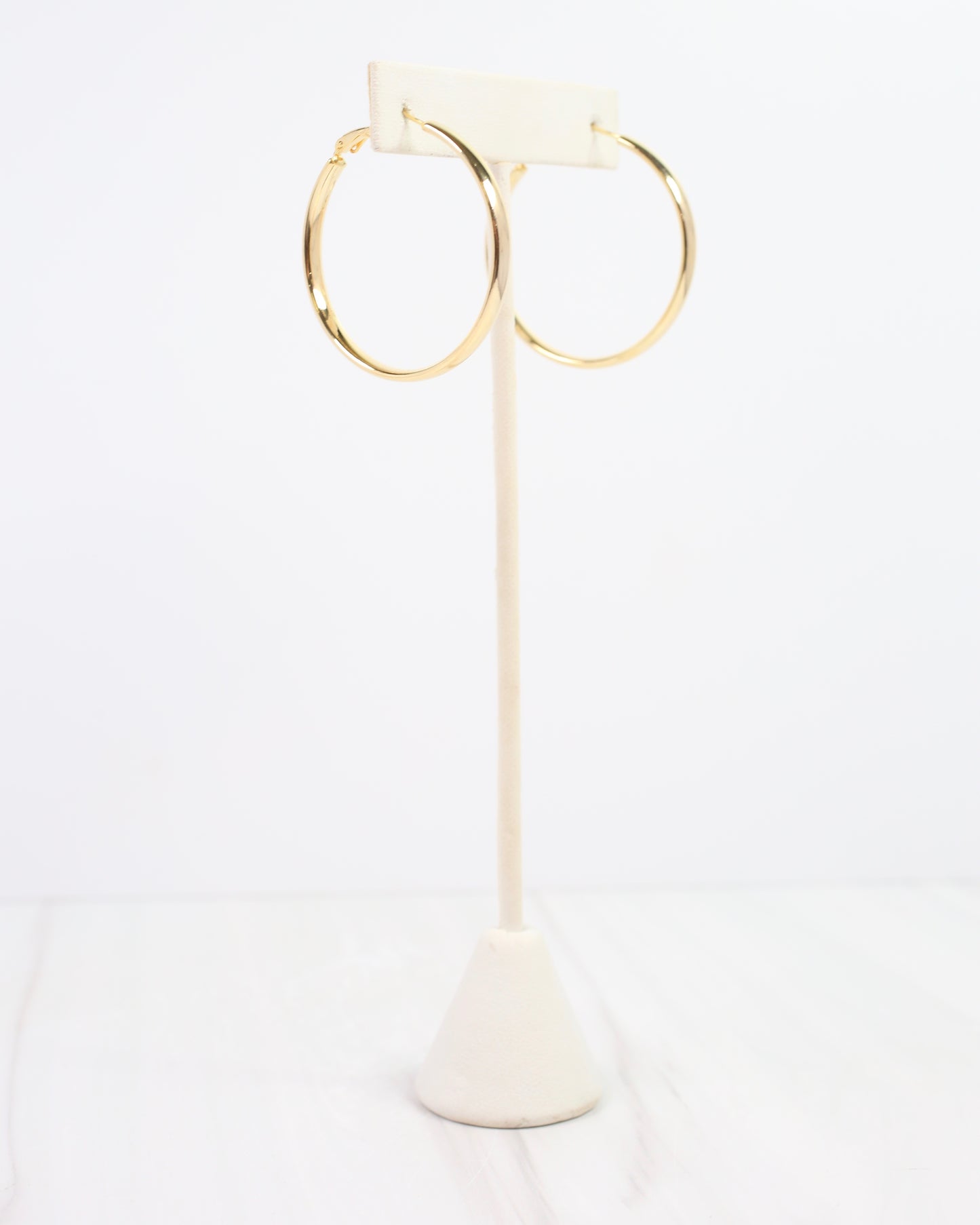 Cecilia Hoop Earring Gold