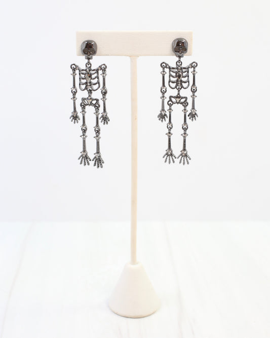 Spooky Skeleton Earring Black
