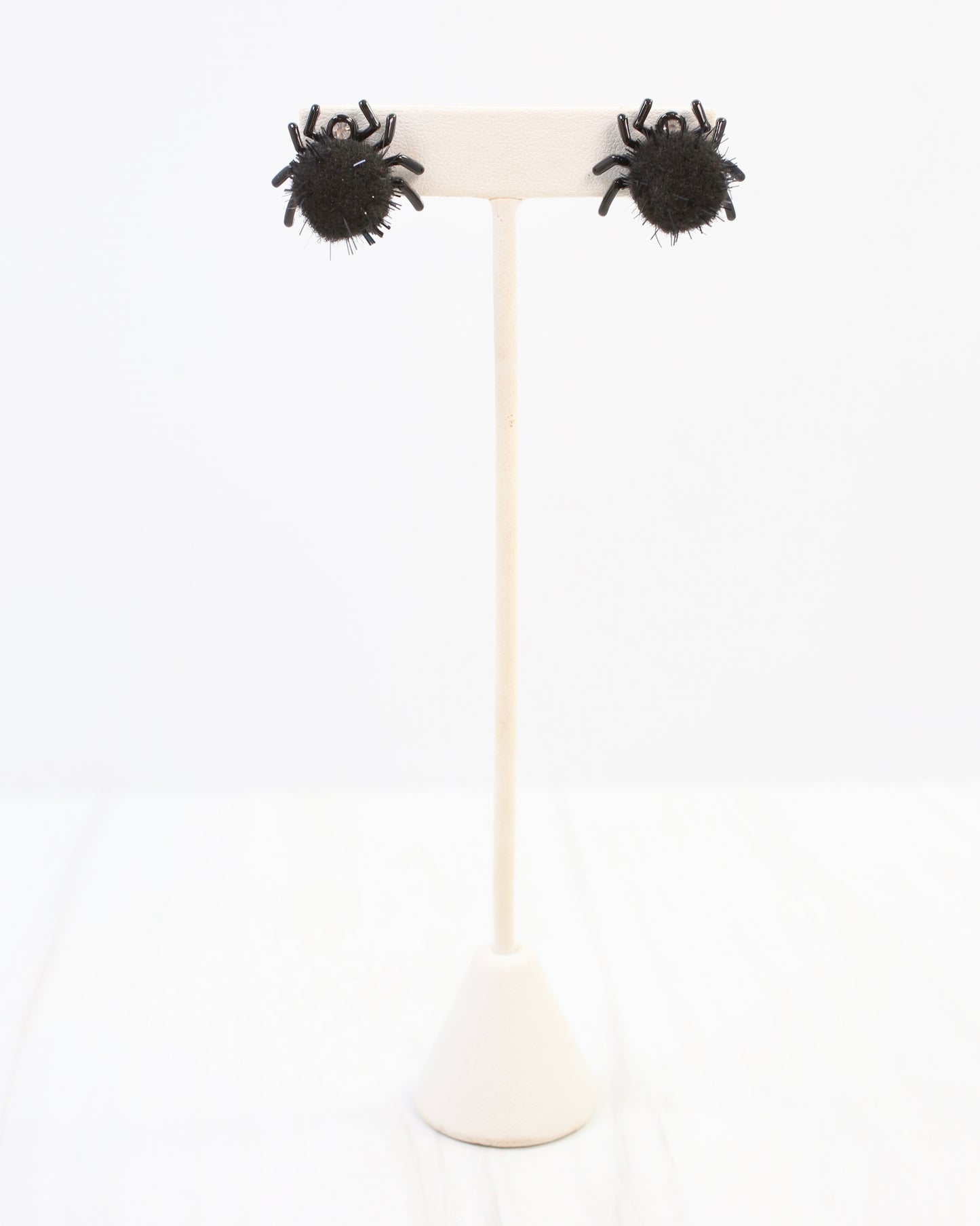 Creepy Crawley Spider Stud Earring Black