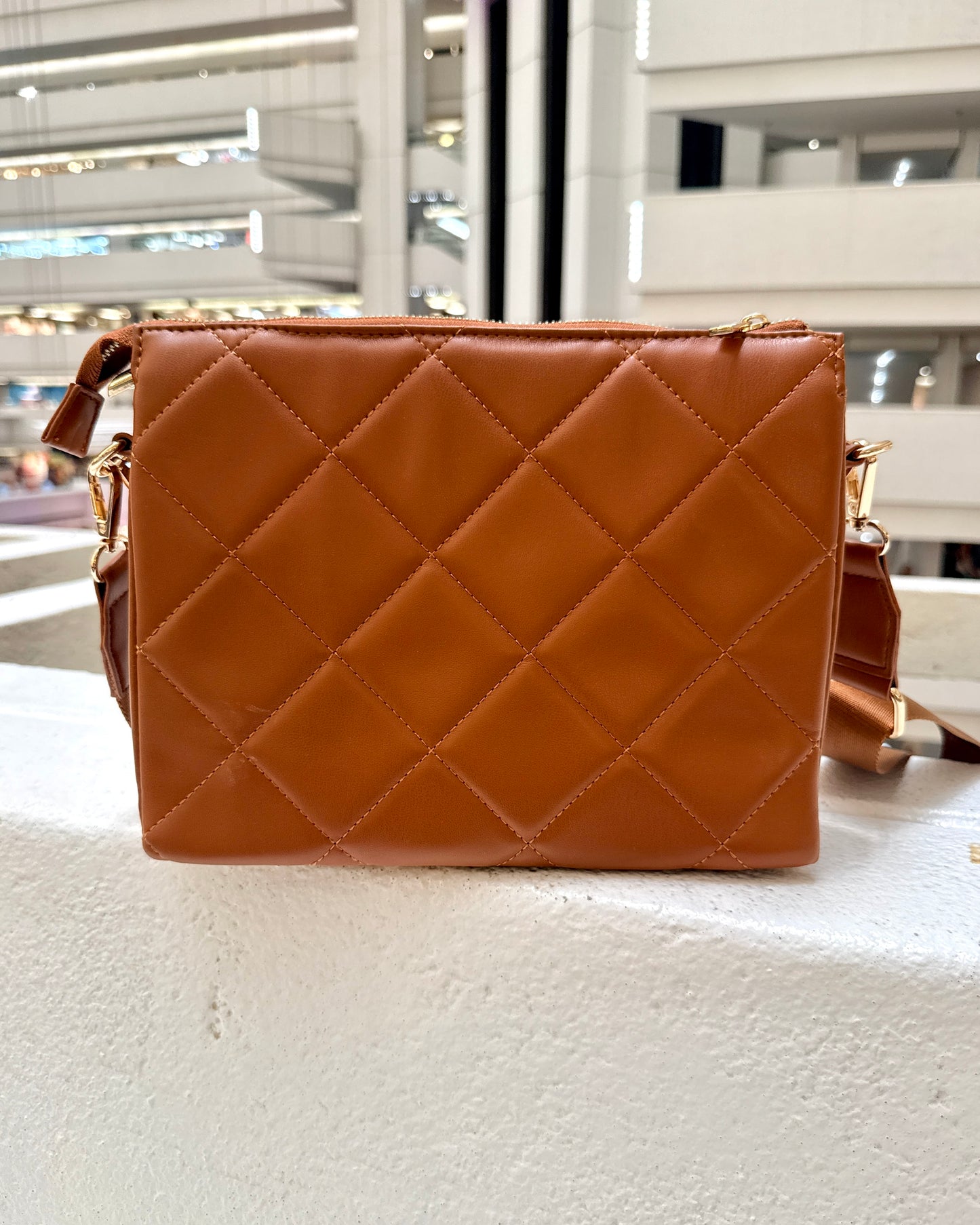 Ariana Crossbody Saddle LD