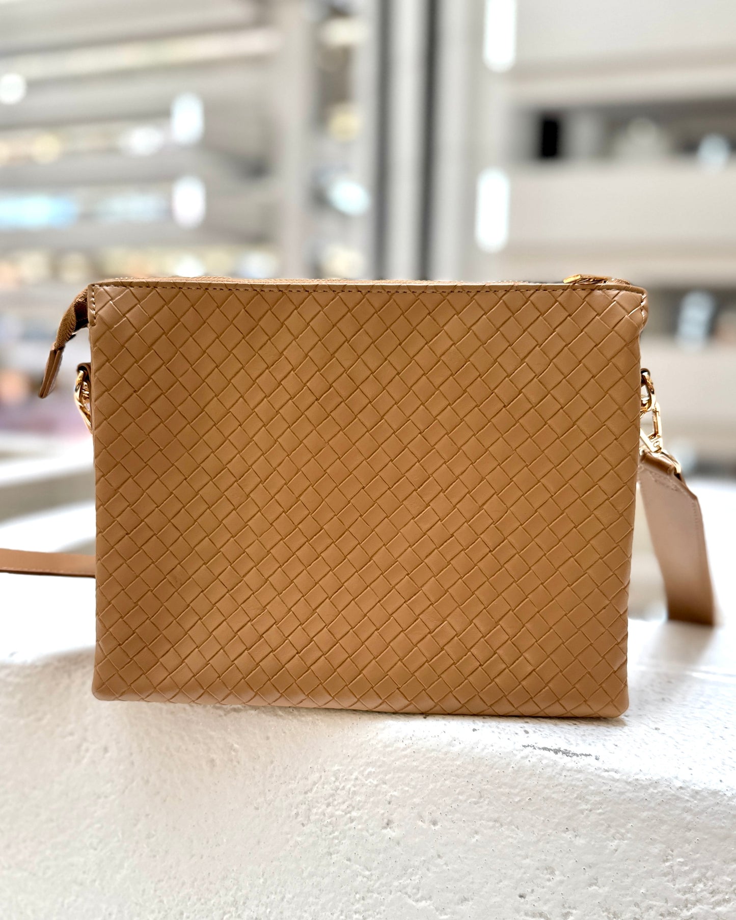 Ariana Crossbody WOVEN Tan