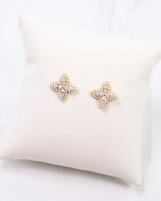 Westminster Crystal Stud Gold