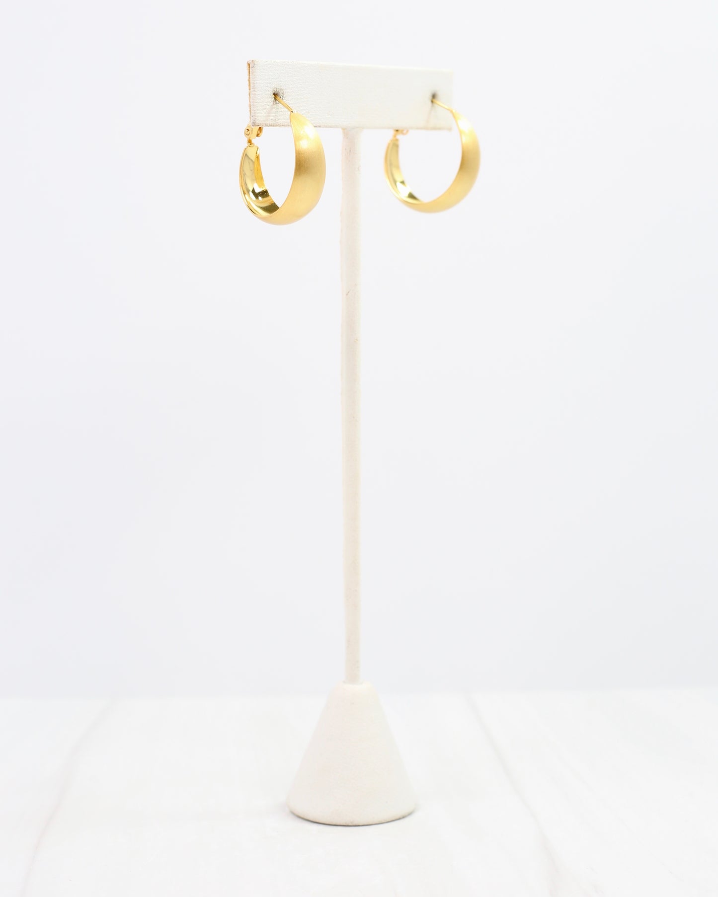 Williams Hoop Worn Gold