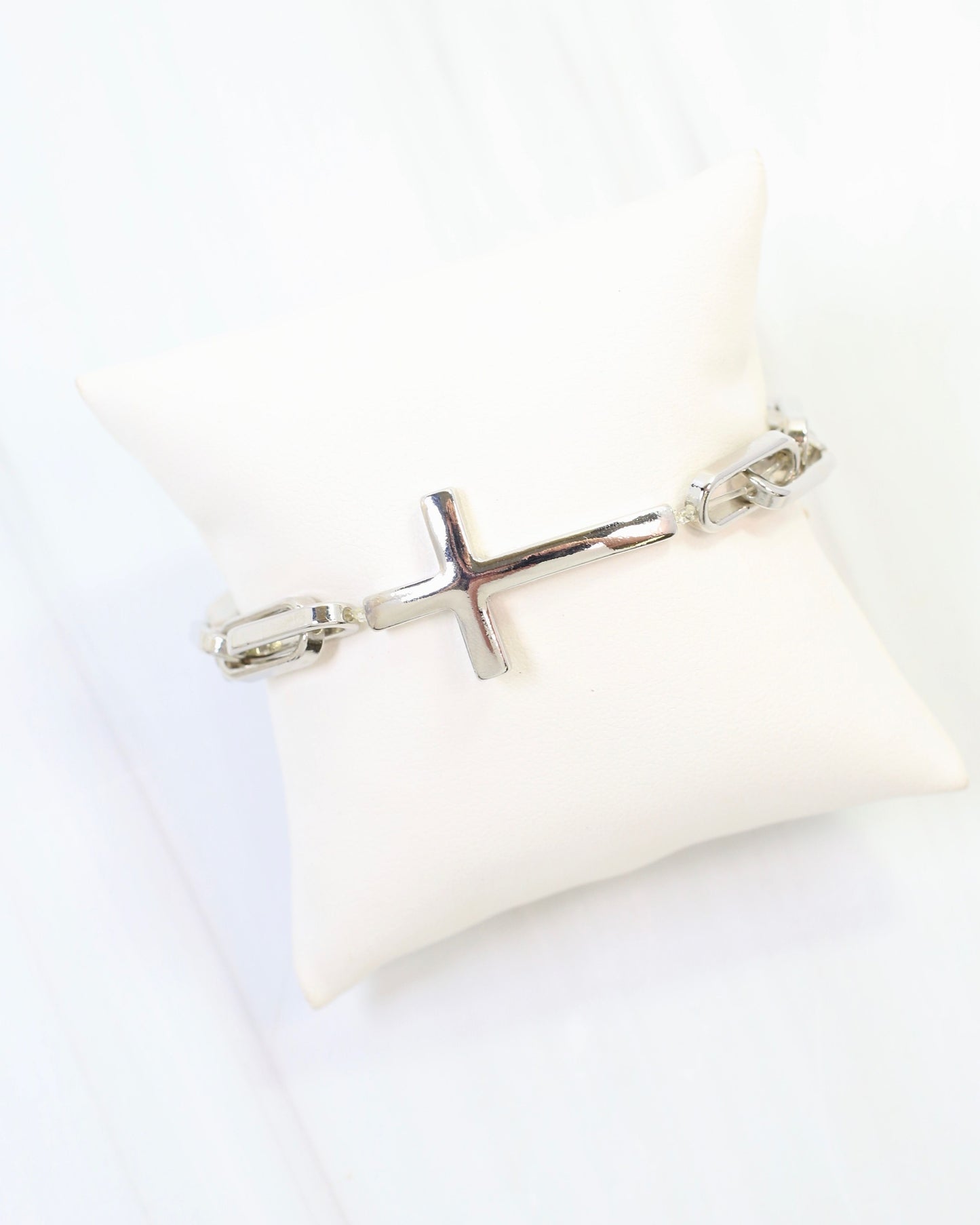 Amelia Link and Large Cross Stretch Bracelet Silver