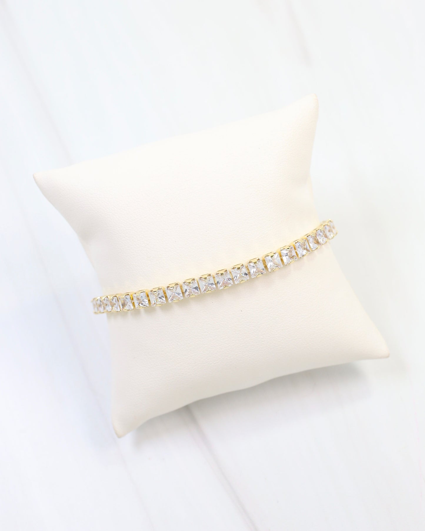 Laurel Tennis Bracelet Gold