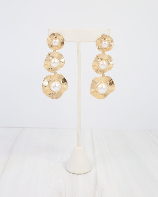 Palermo Three Pearl Drop Earring Gold