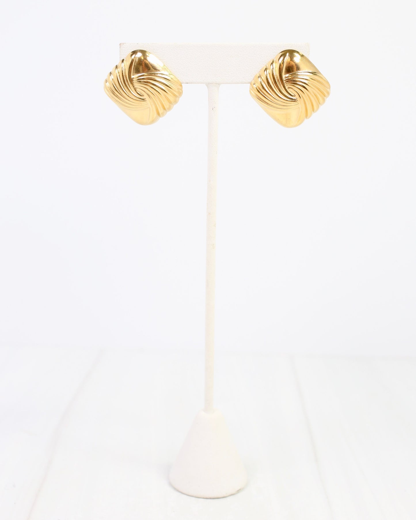 So Chic Square Earring Gold