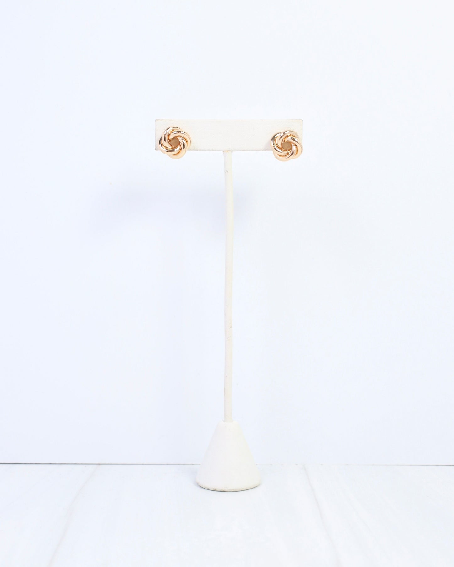 Clarke Knot Stud Earring Gold