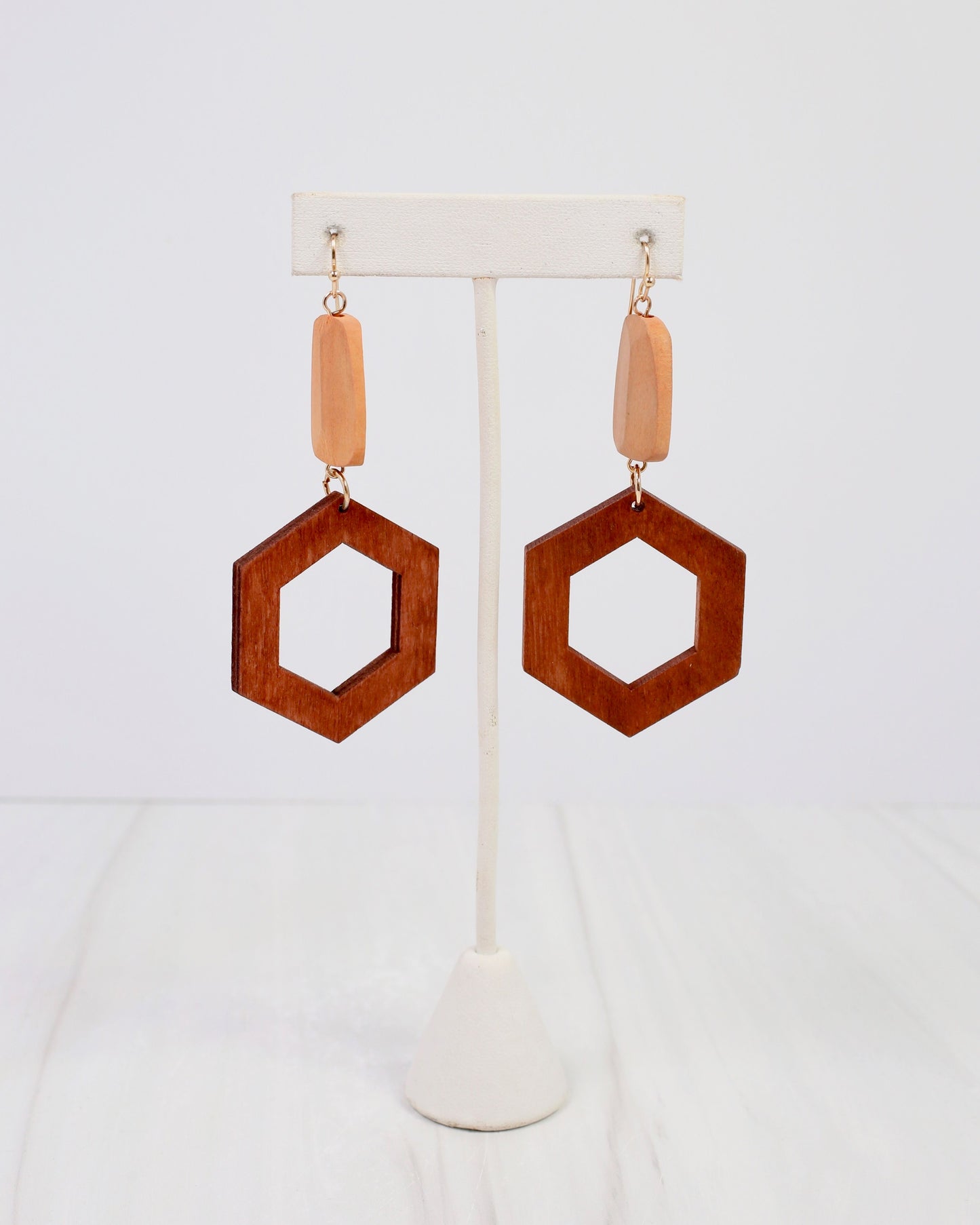 Catania Wooden Dangle Earring Brown