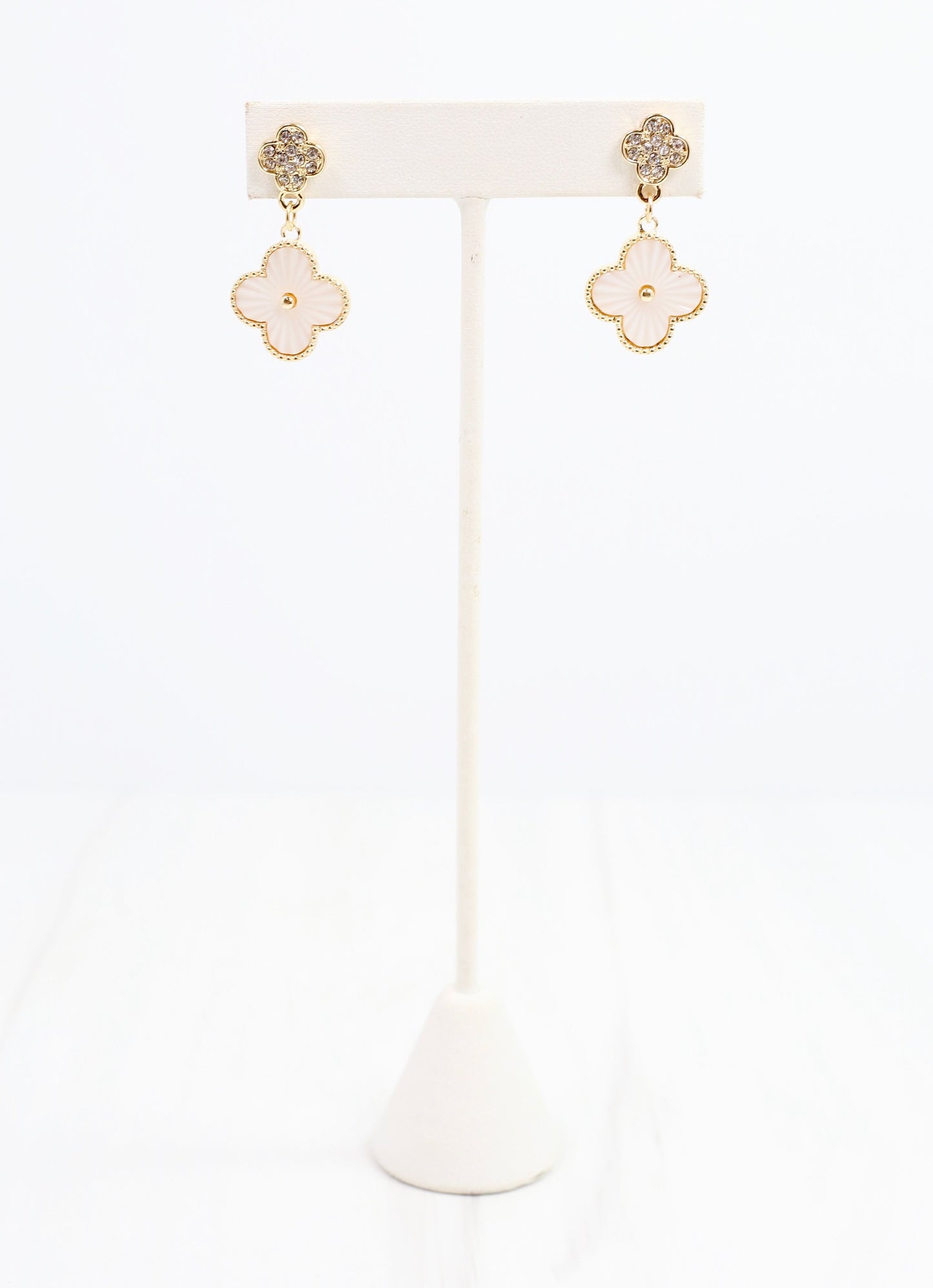 Lucius Clover Drop Earring Mother of Pearl