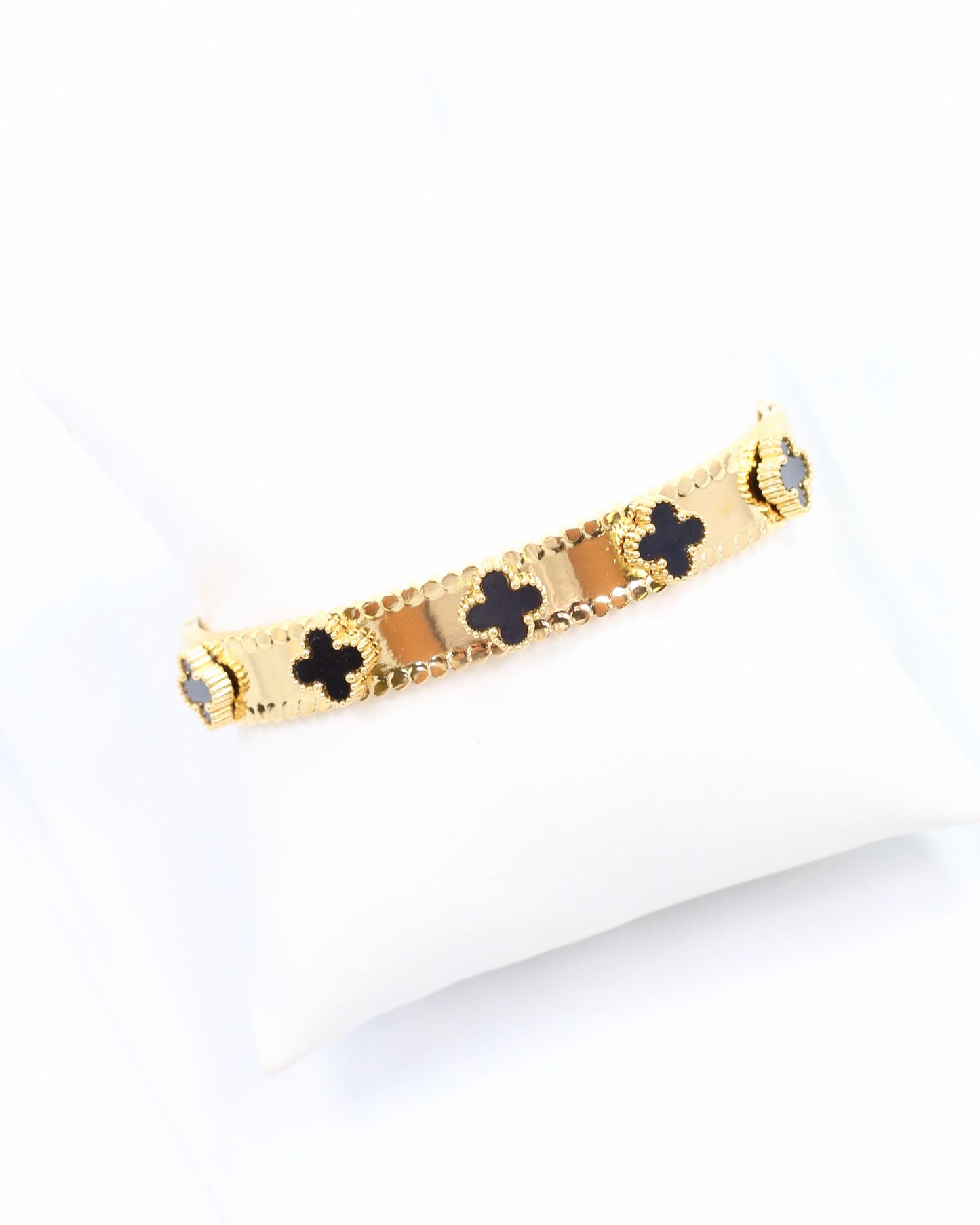 Amal Clover Bangle Bracelet Black