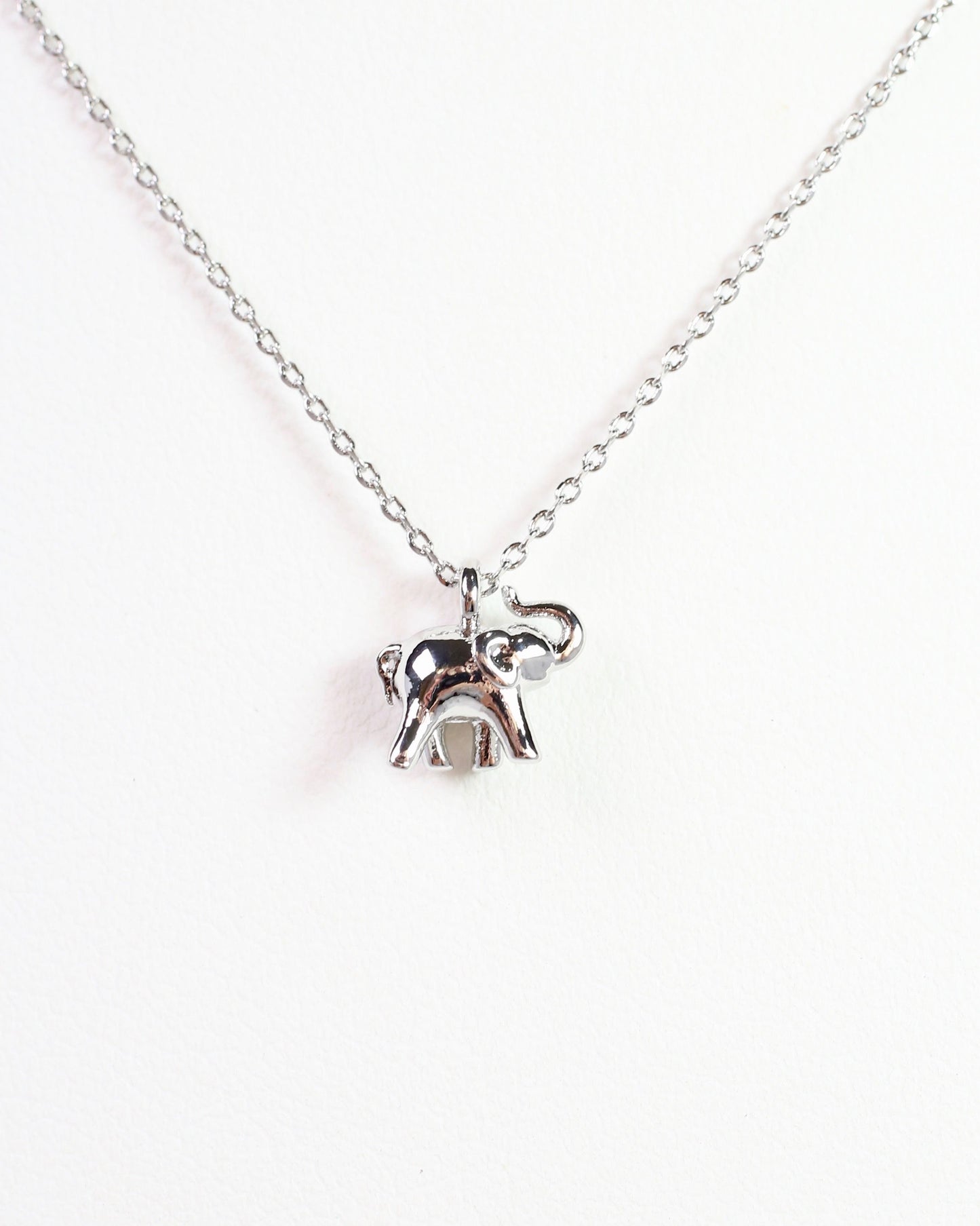 Lucky Elephant Necklace Silver
