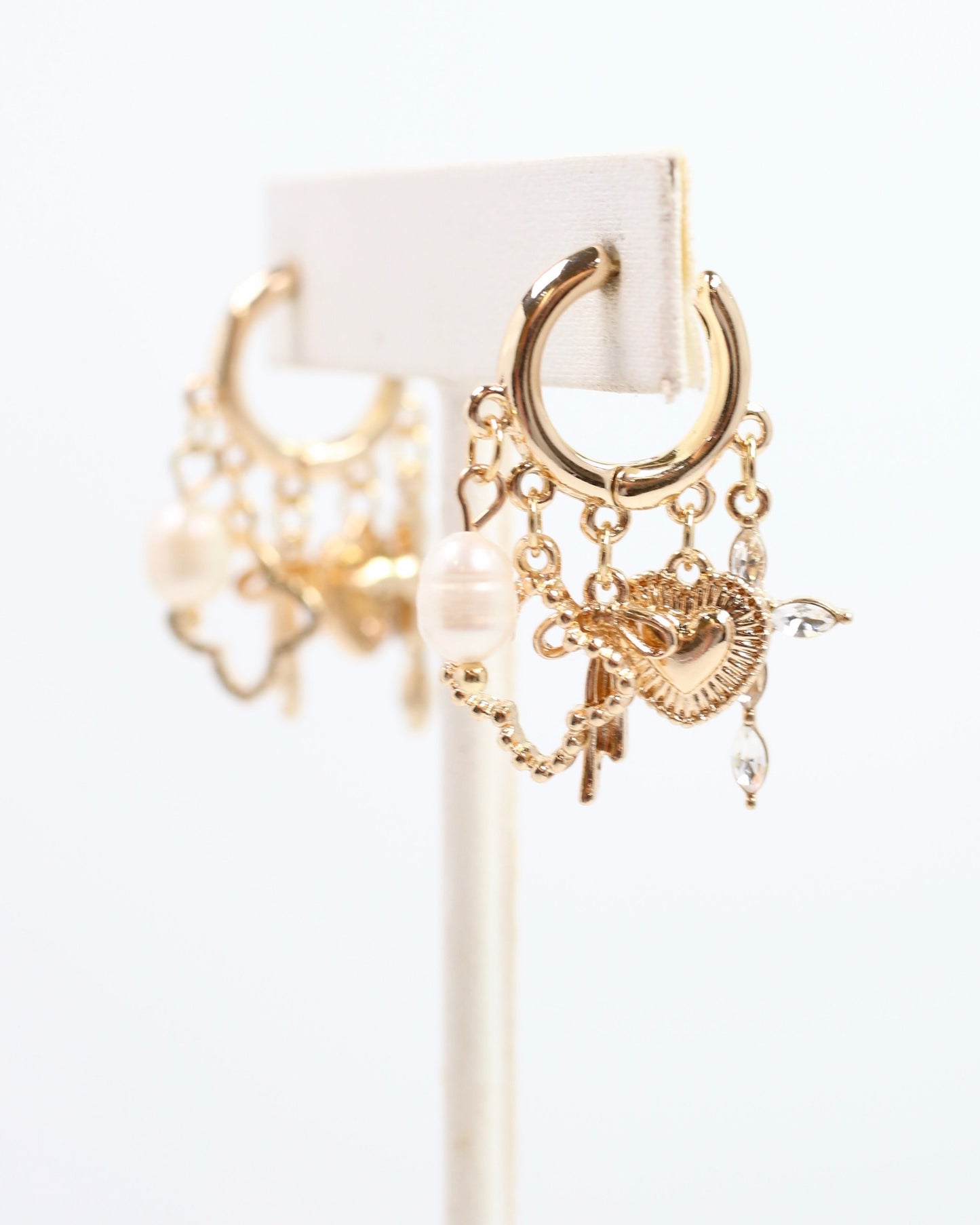 Cullen Charm Earring Gold