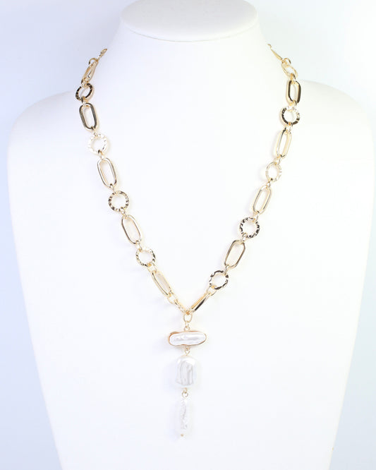 Avery Pearl Drop Necklace Gold