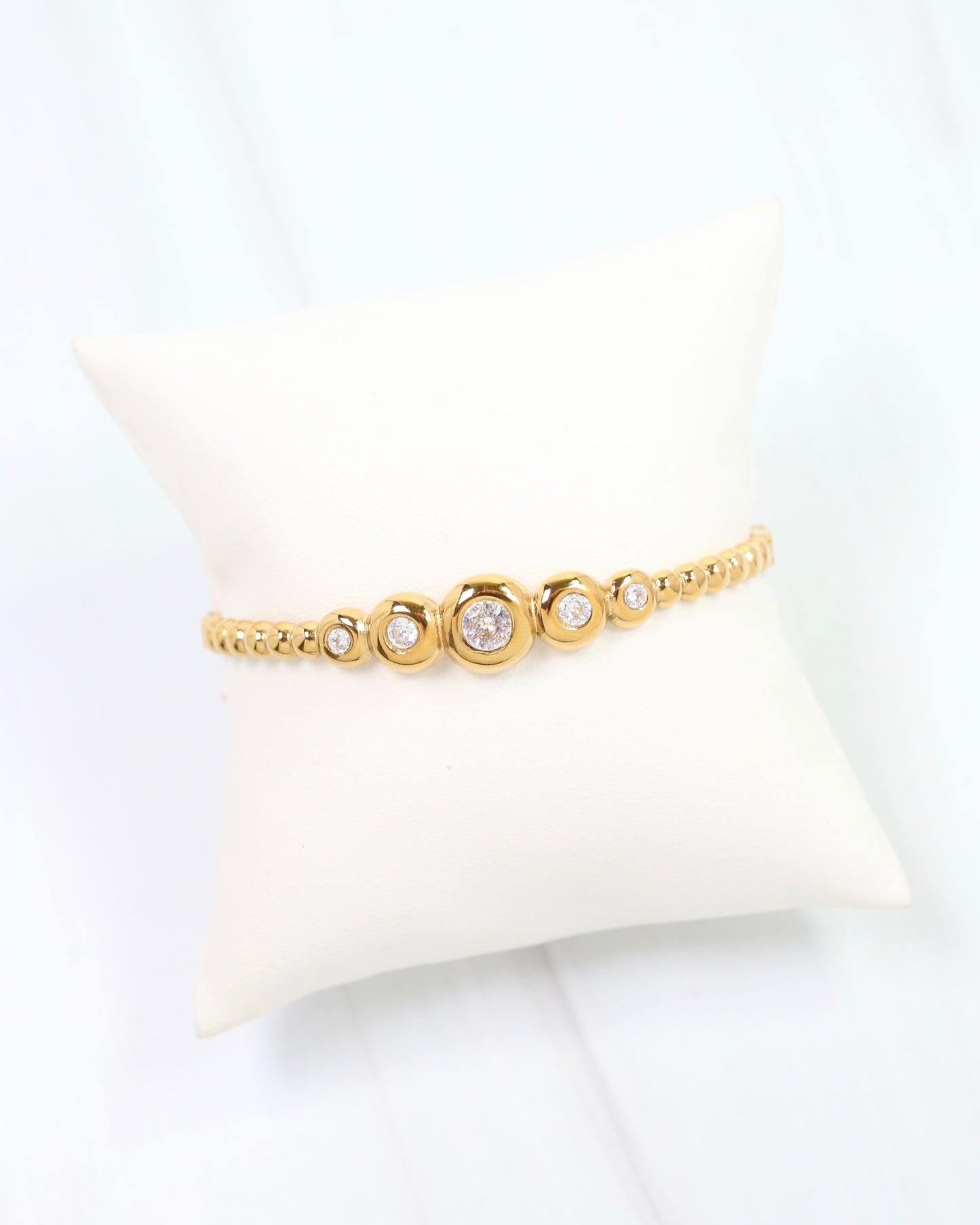 Brittany Textured Bangle WP Gold