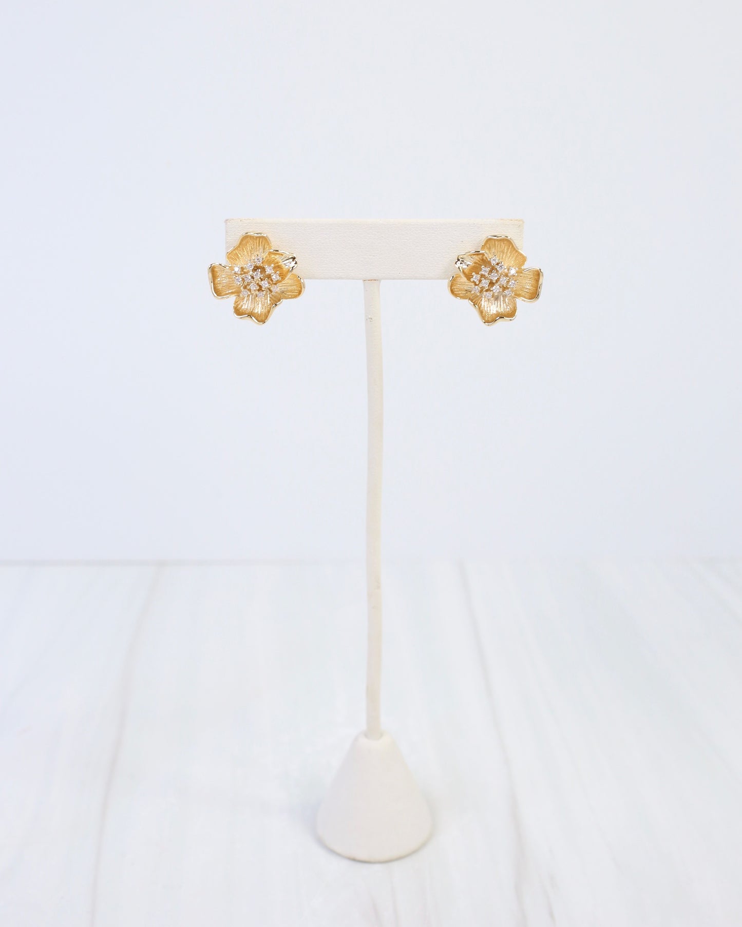 Mount Holly CZ Flower Earring WR Gold