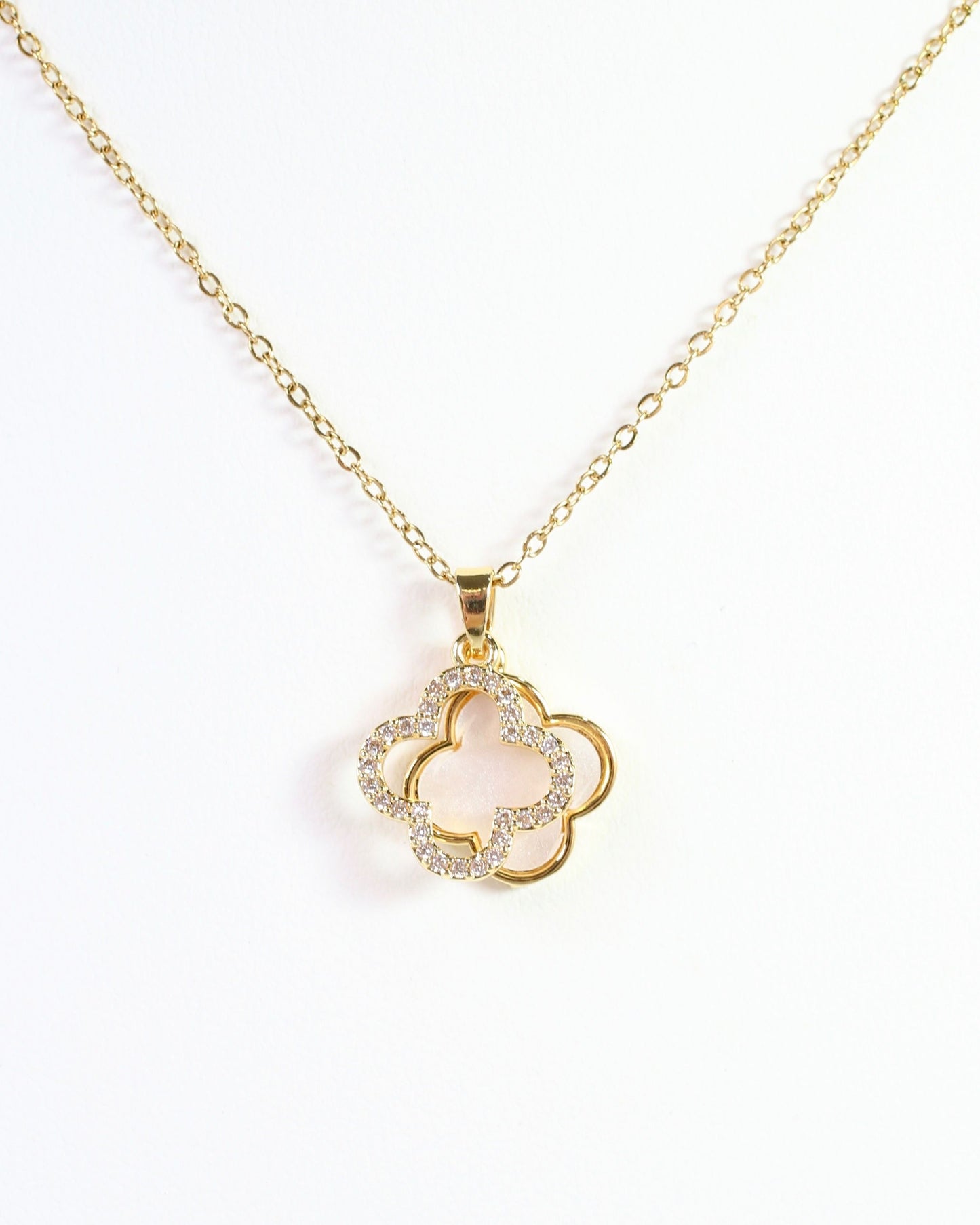 Kourtney Clover Necklace Gold