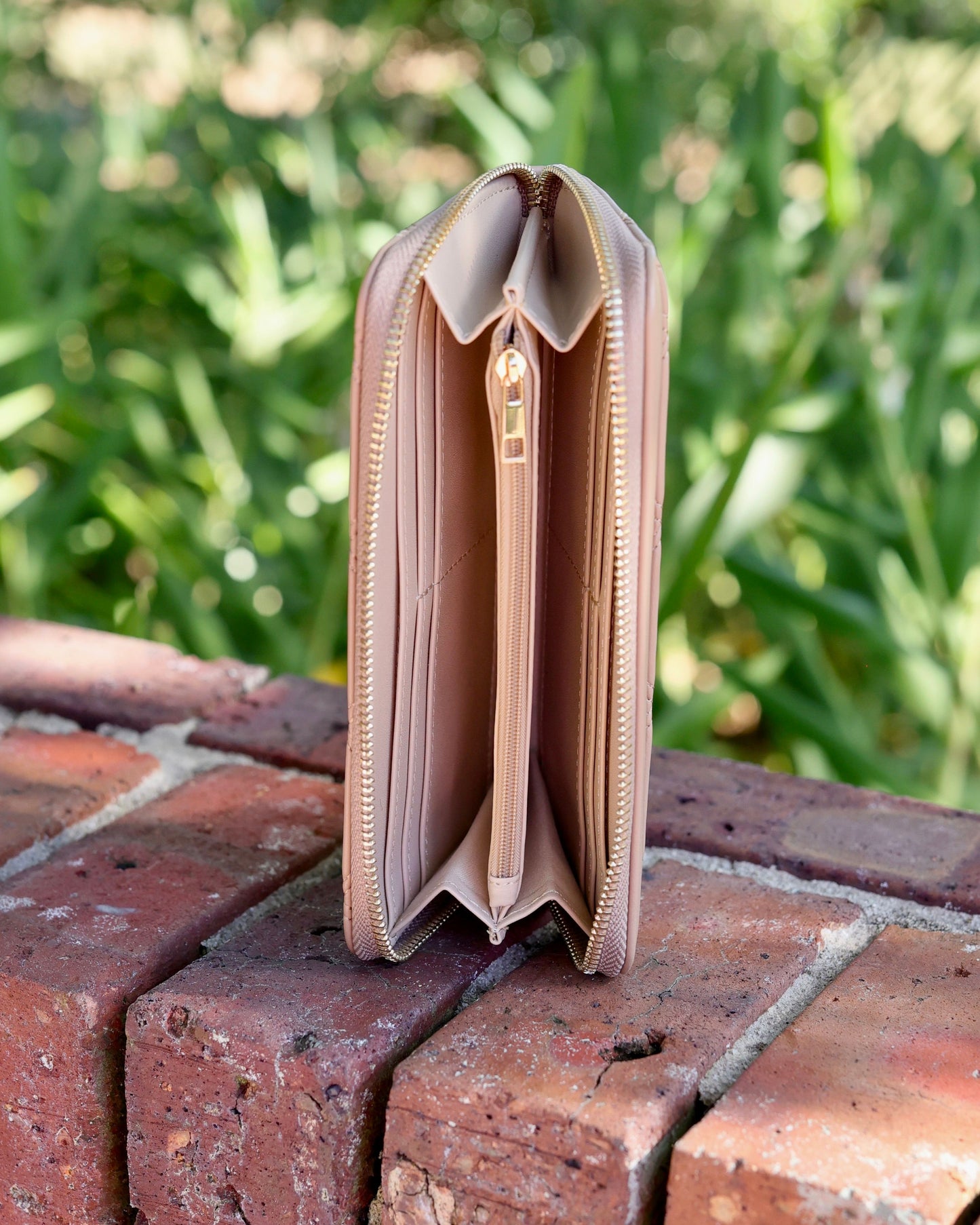 Penelope Wallet Latte DQ