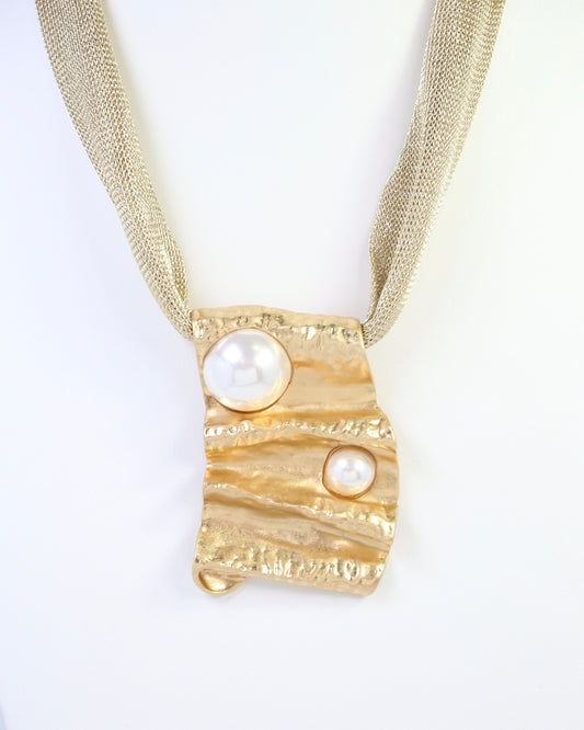 Troy Mesh Pearl Statement Necklace Gold
