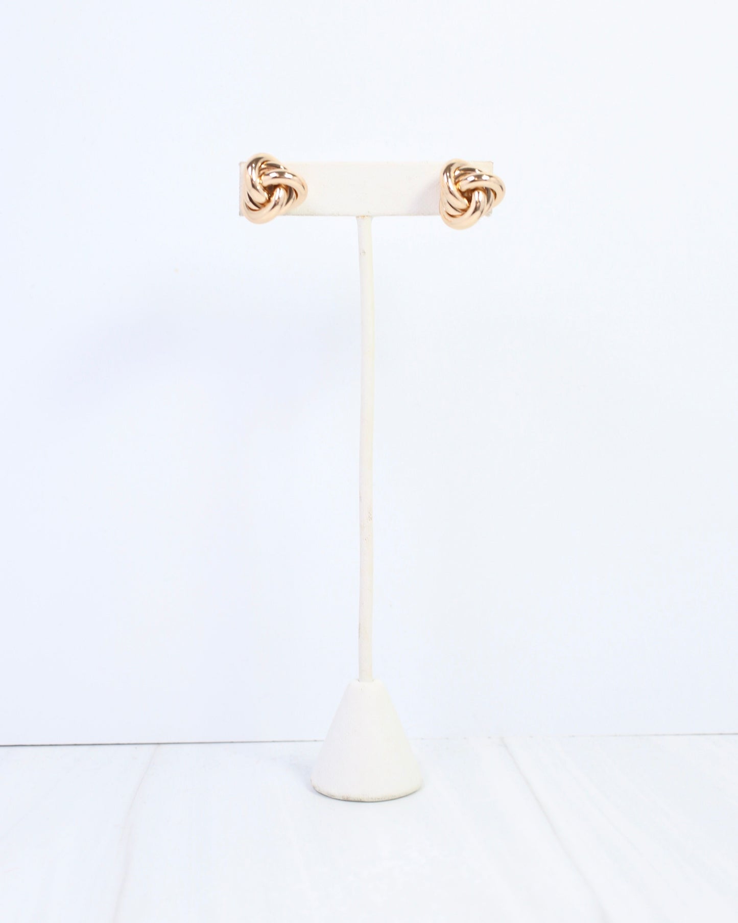 Clarissa Forget Me Knot Earring Gold