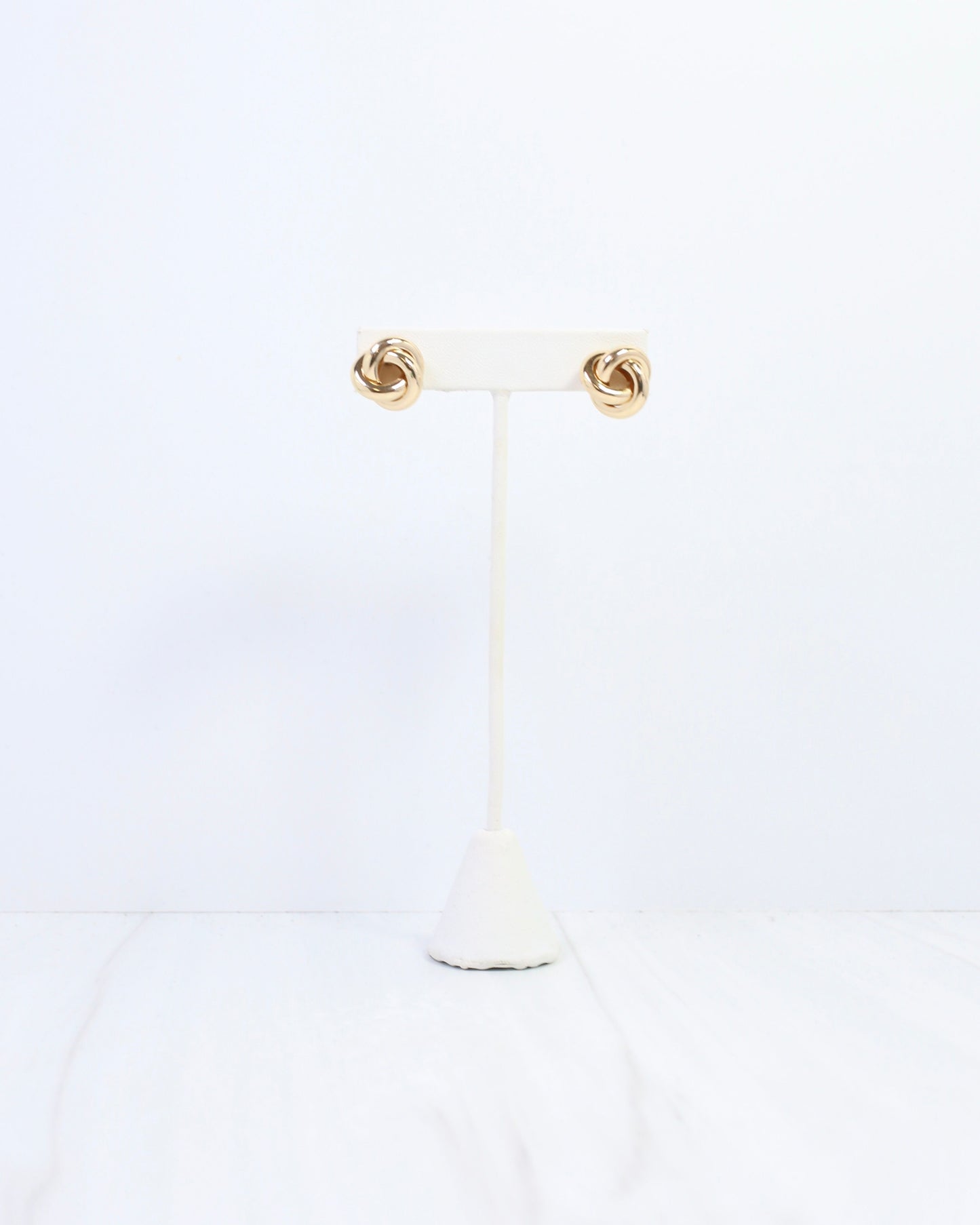 Jules Open Knot Stud Earring Gold