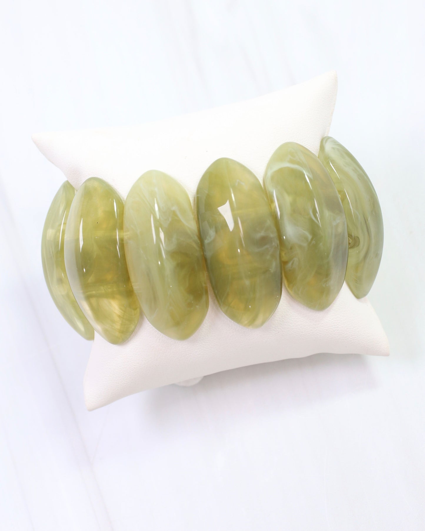 Winsted Stretch Bracelet Olive