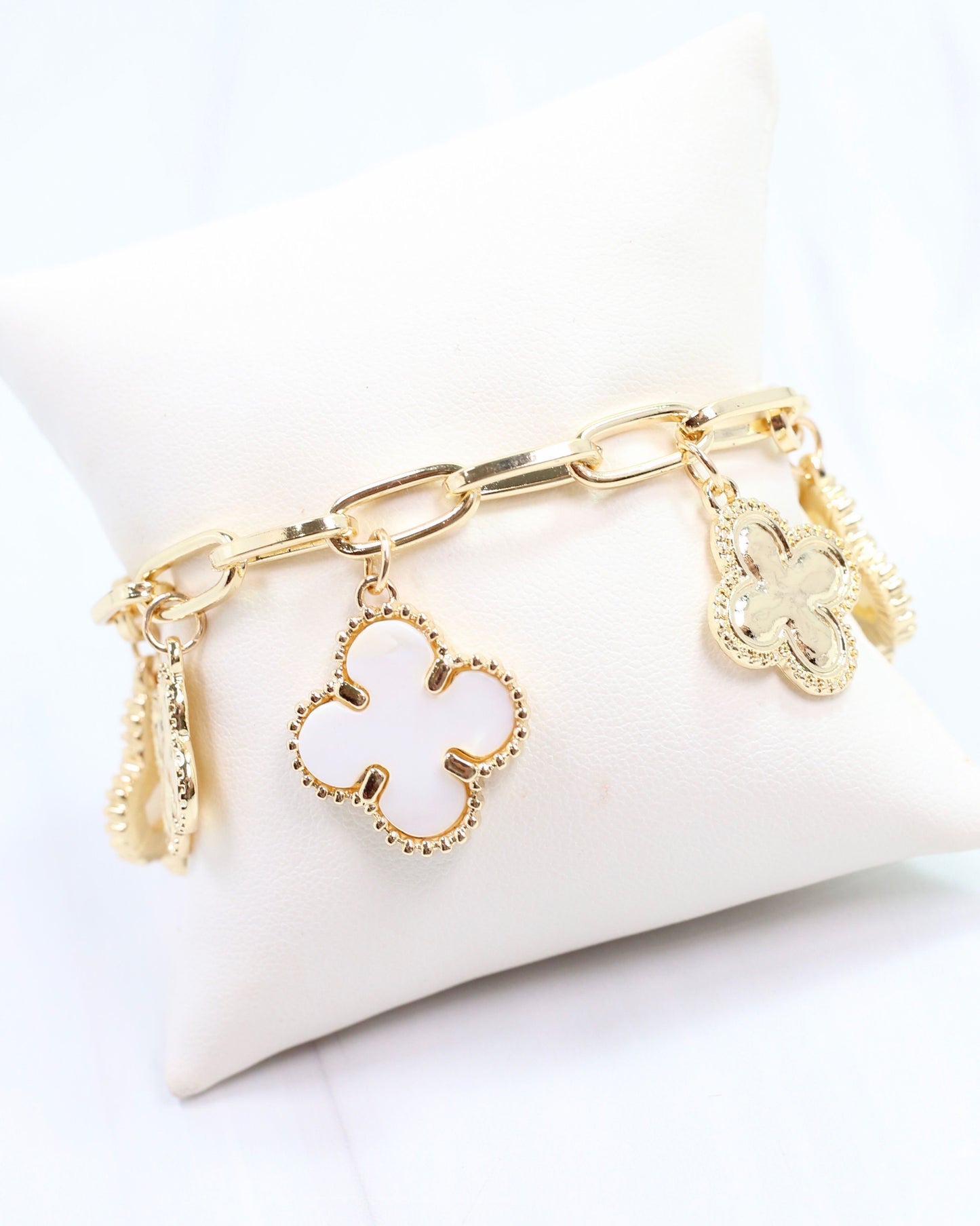 Cashin Clover Charm Bracelet Gold