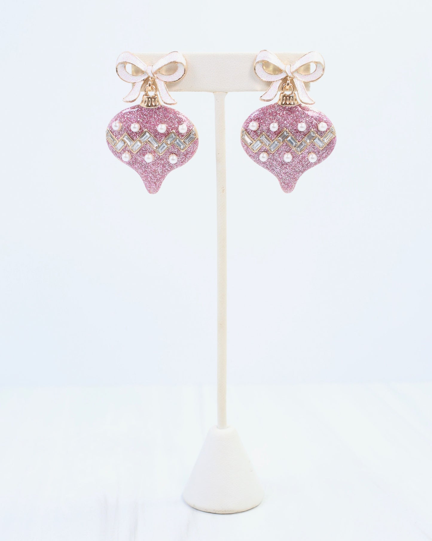 Bridger Bow and Ornament Earring Pink