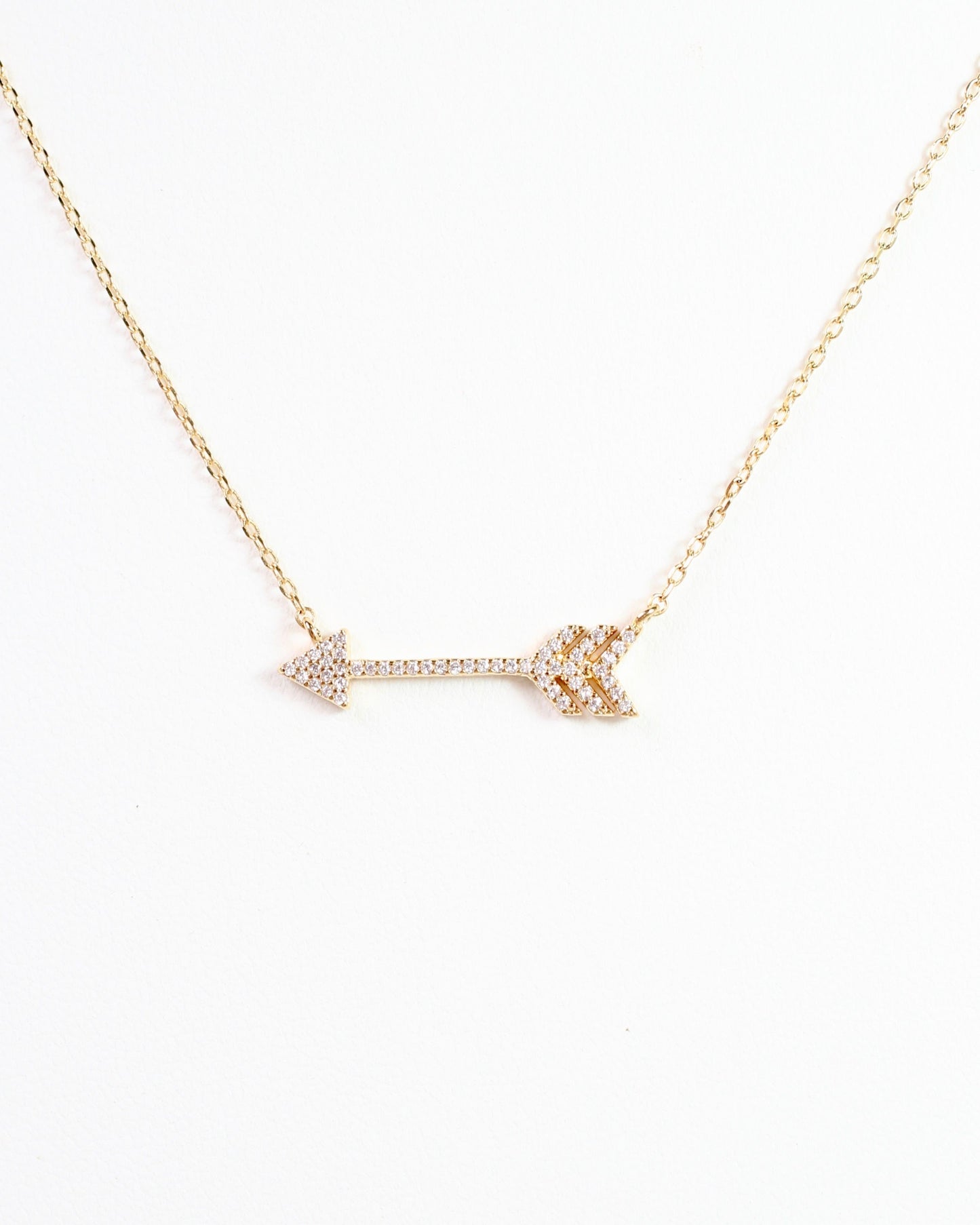 Focus & Keep Aim Arrow Necklace Gold