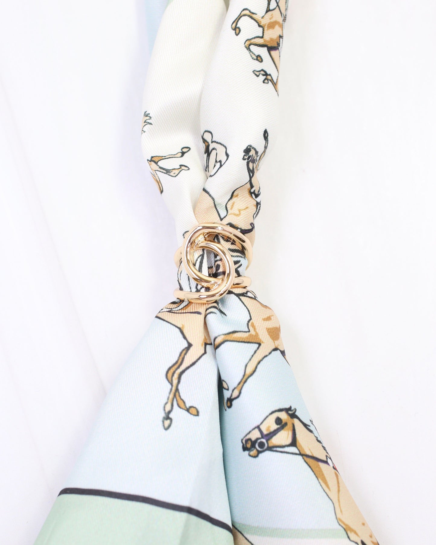Luz Loop Scarf Slide Gold