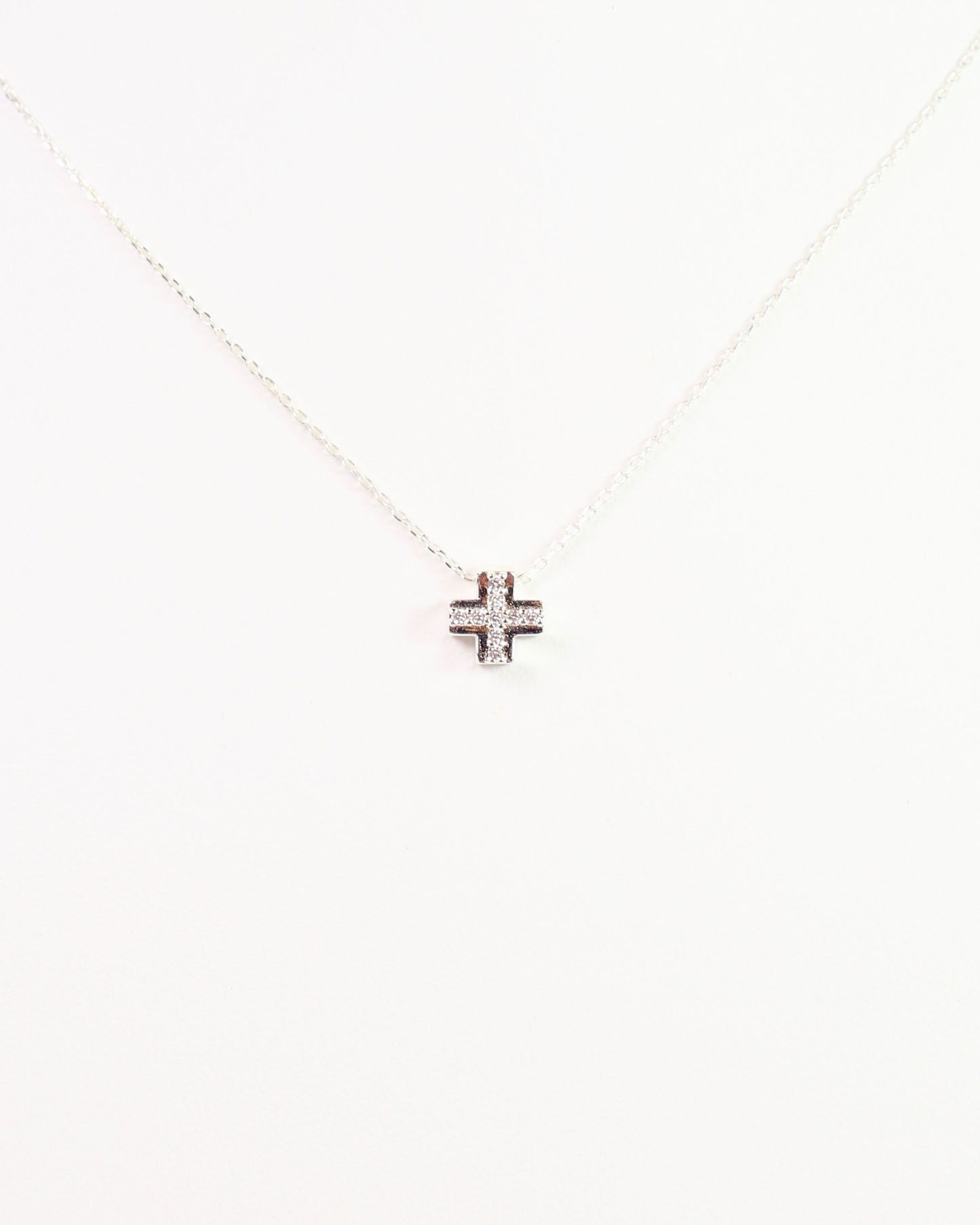 Aria Cross Necklace Silver