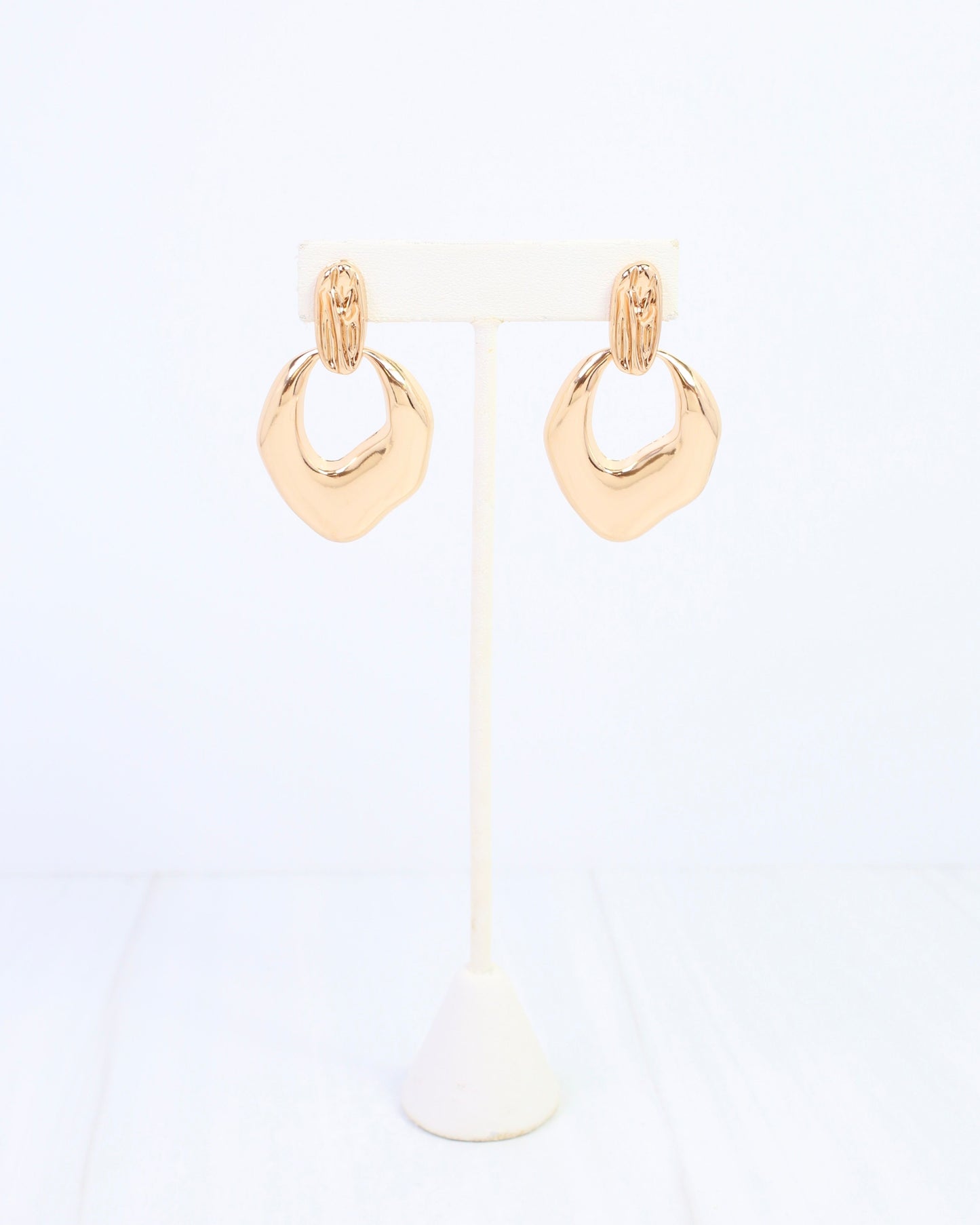 Kamila Textured Dangle Earring Gold