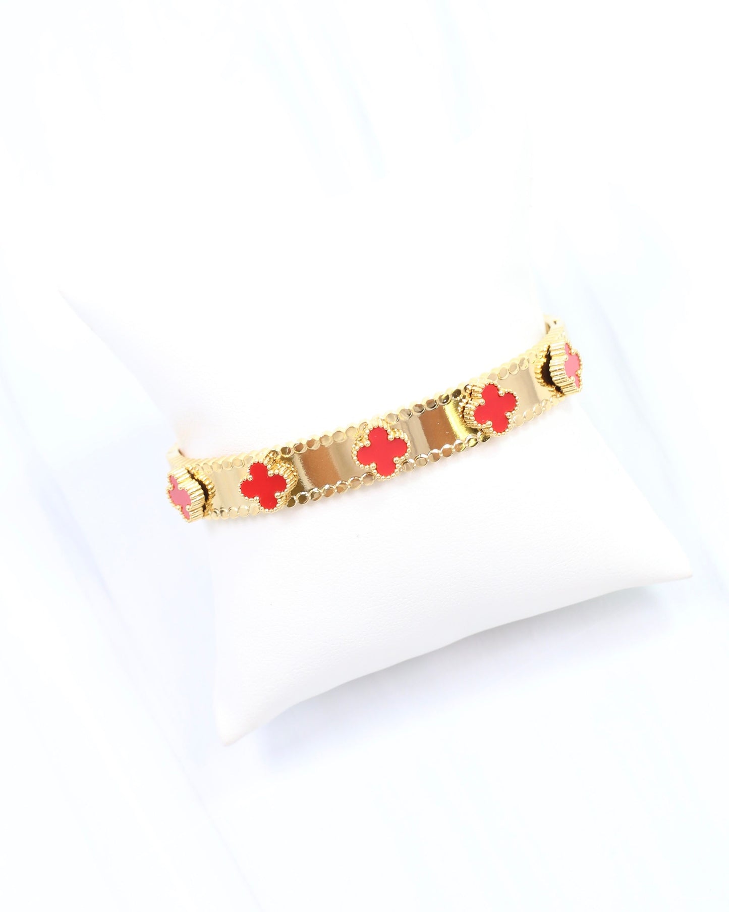 Amal Clover Bangle Bracelet Red