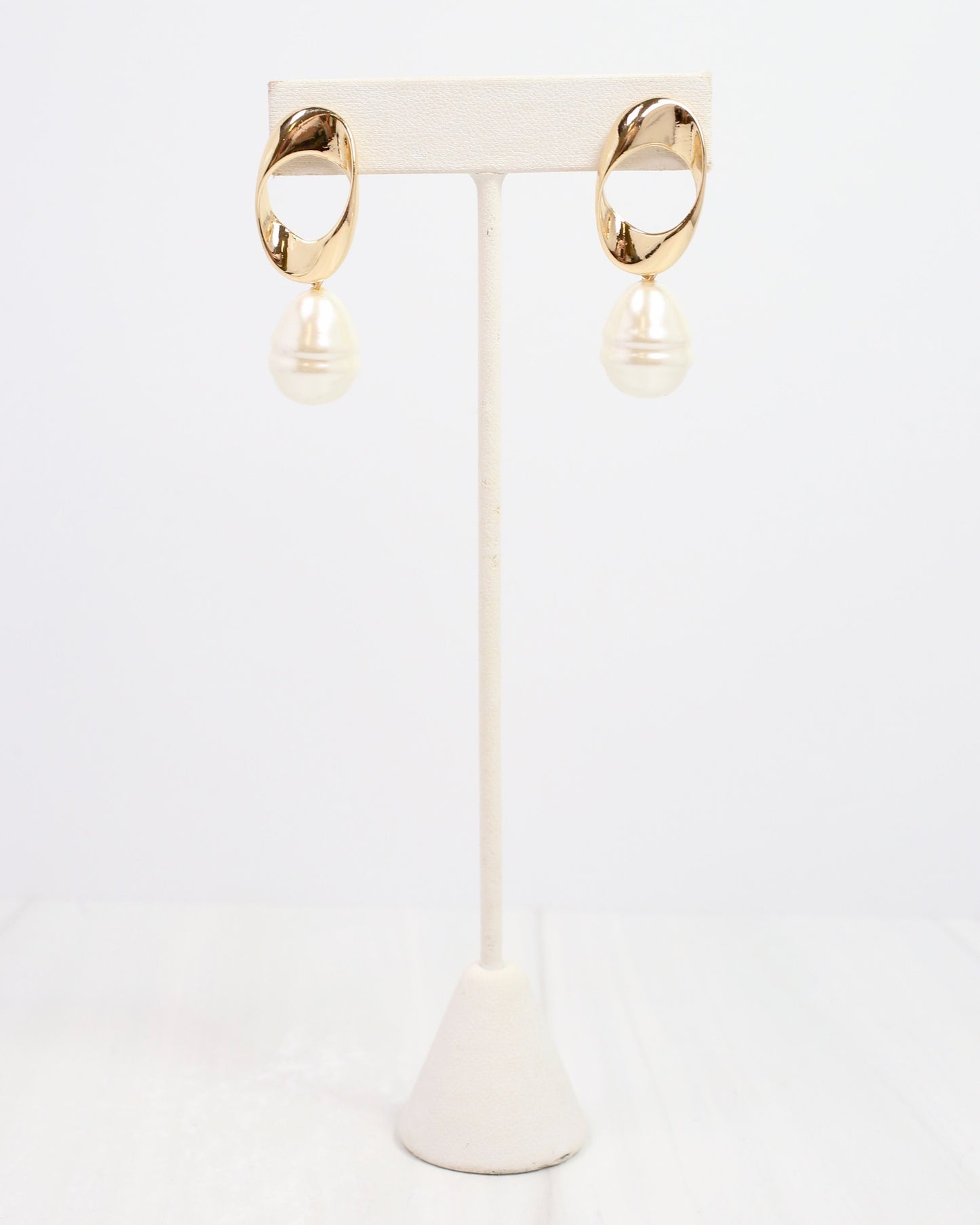 Princess Gold and Pearl Drop Earring Gold