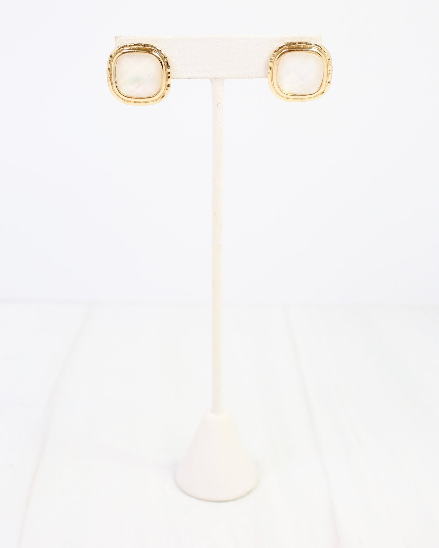 Siera Faceted Square Stud Earring Gold