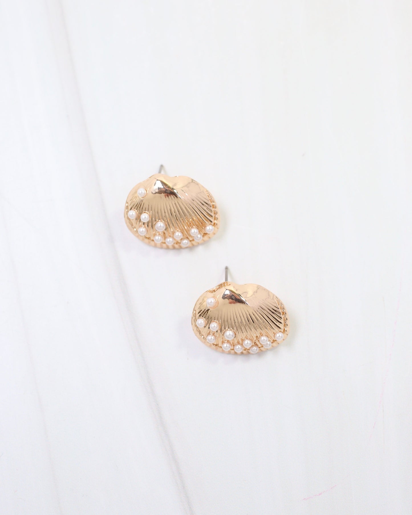 Bloomfield Shell Post Earring Gold